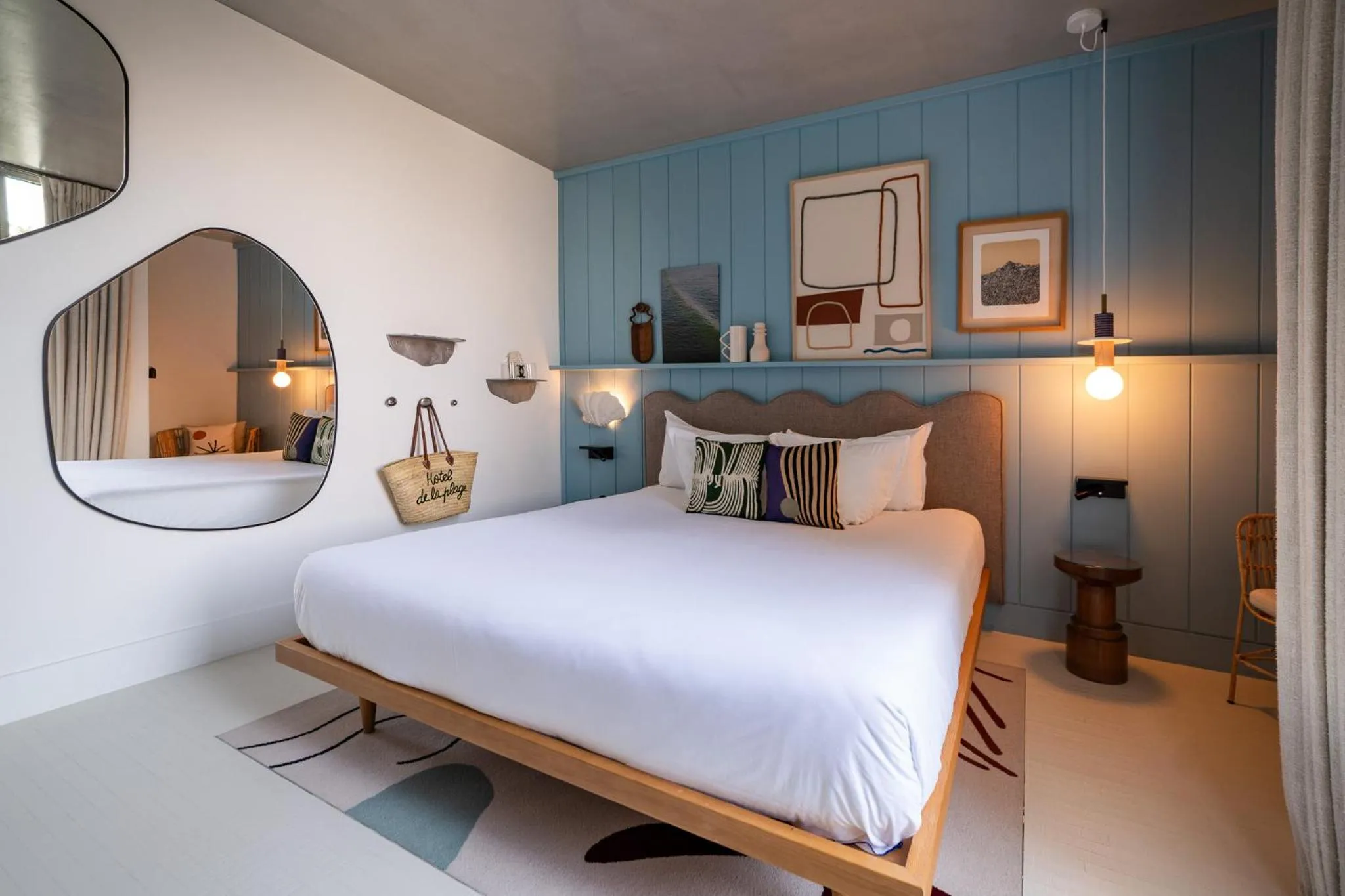 Photo of the whole room, Bed in Hôtel de La Plage
