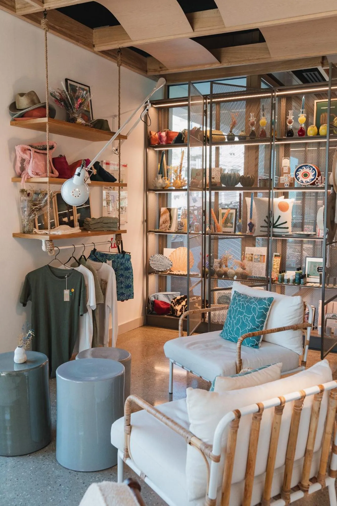 On-site shops in Hôtel de La Plage