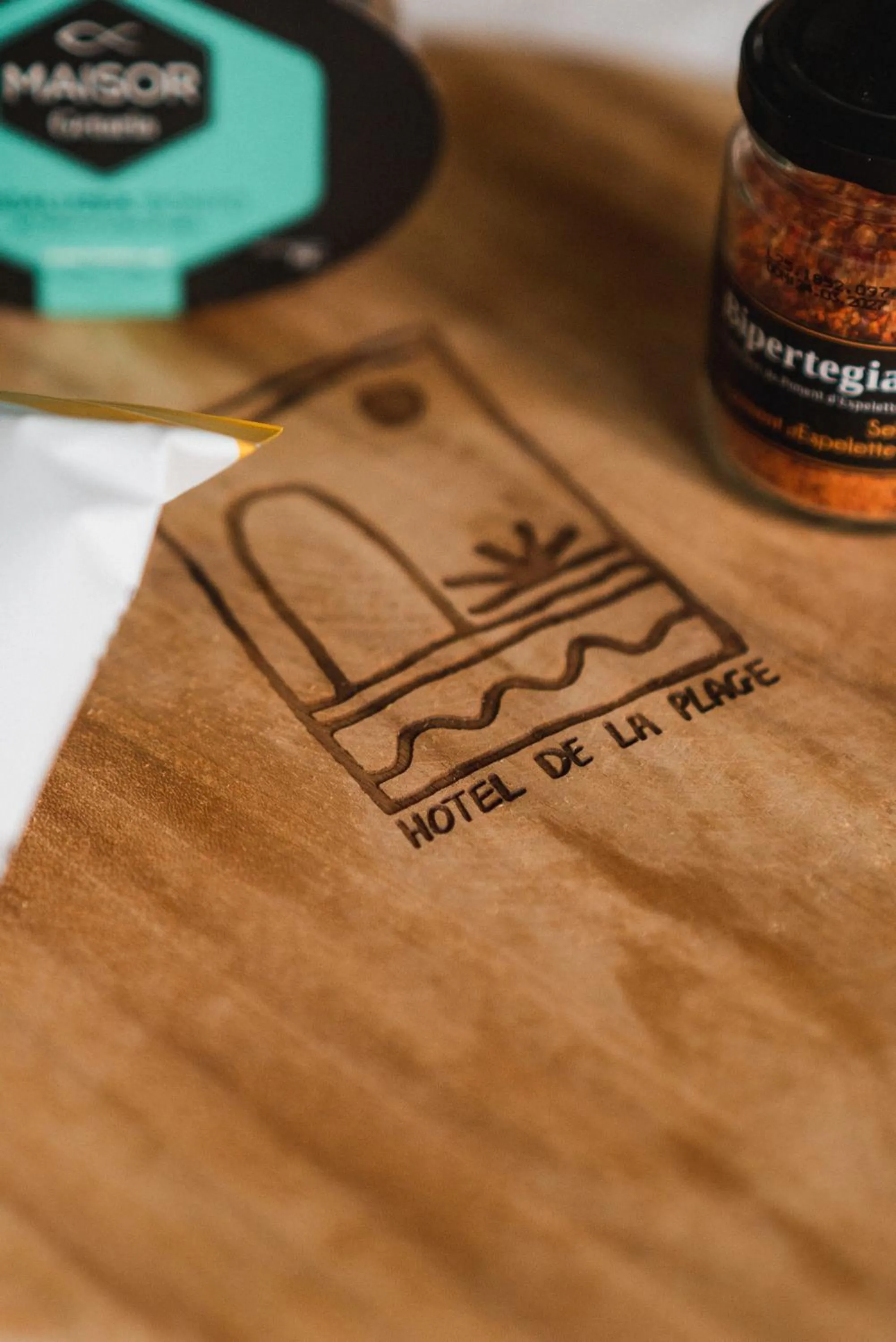 Property logo or sign in Hôtel de La Plage