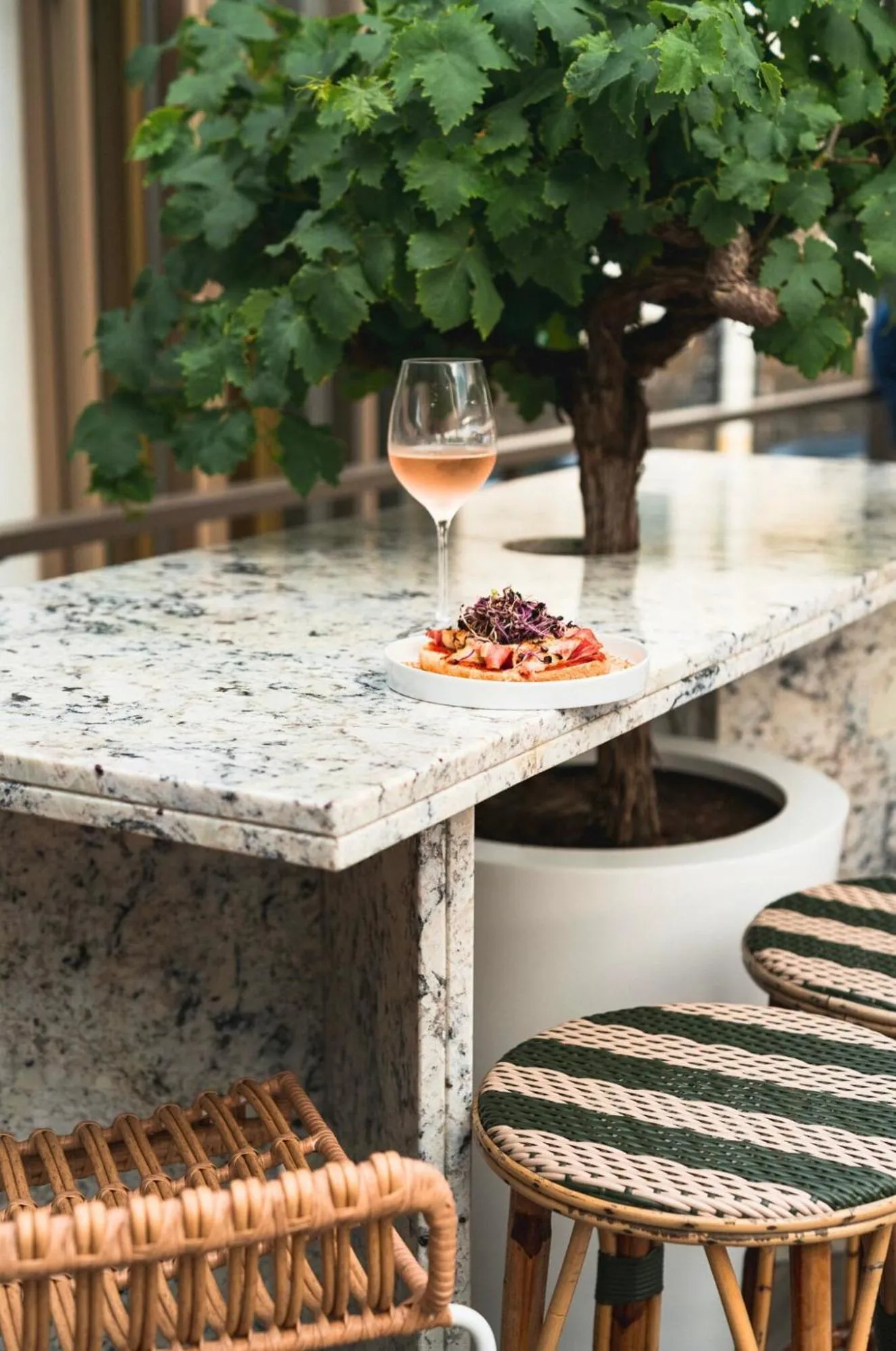 Patio in Hôtel de La Plage