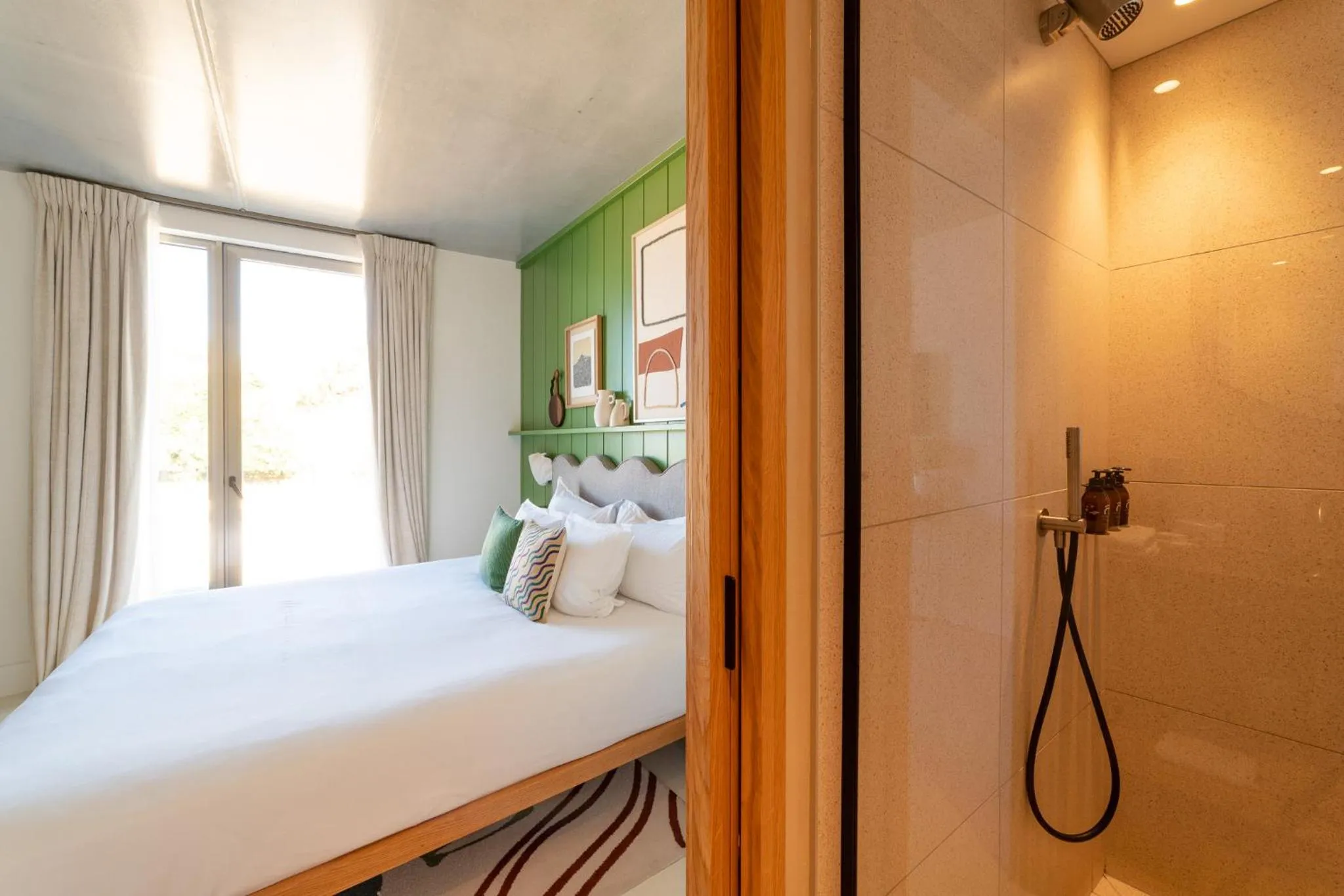 Photo of the whole room, Bed in Hôtel de La Plage