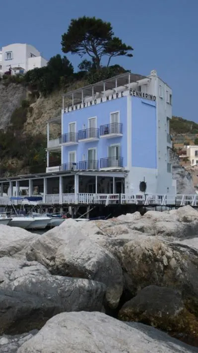 Property building in Hotel Gennarino A Mare