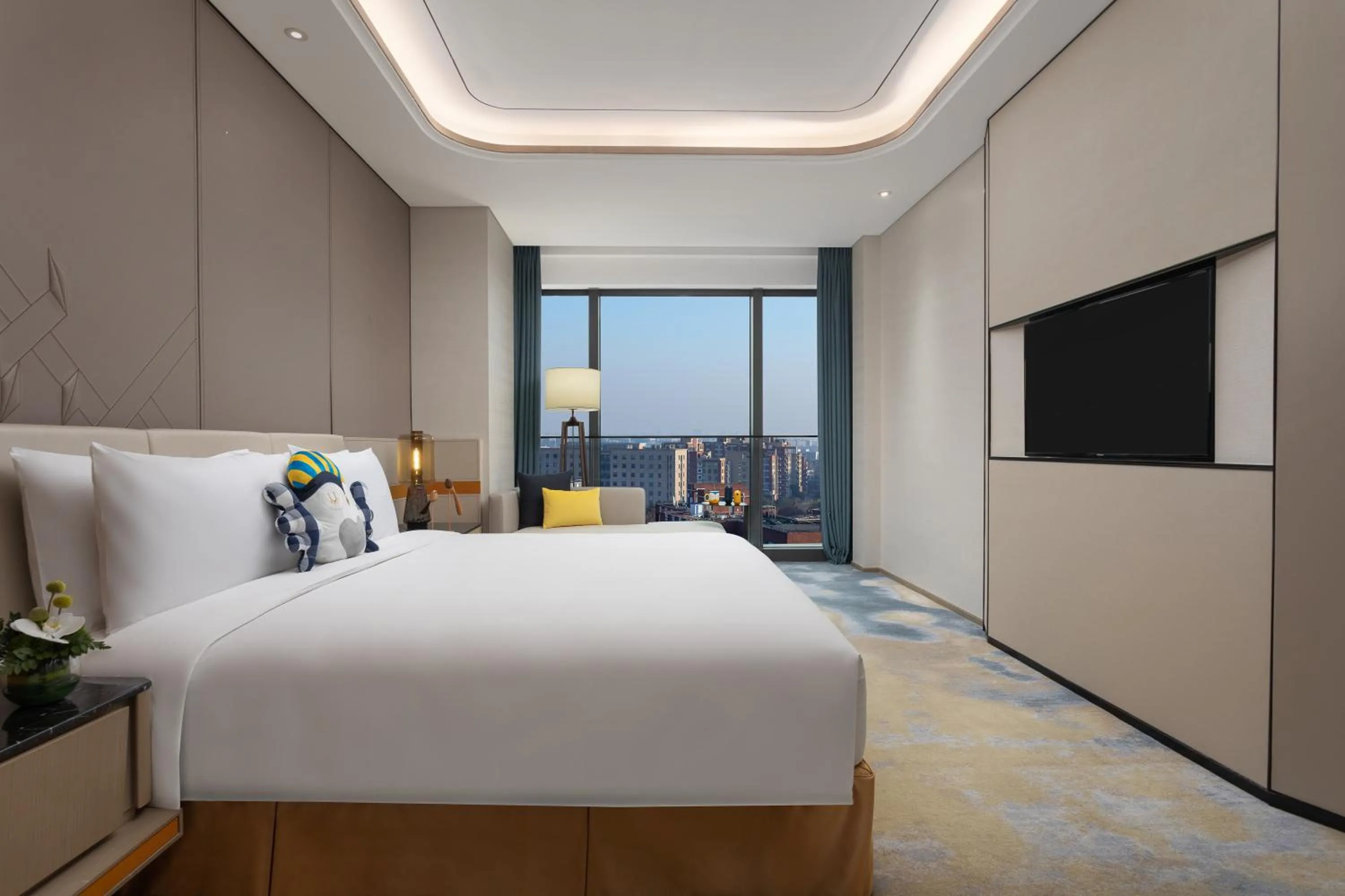 Bed in voco Shanghai Hongqiao Hub by IHG