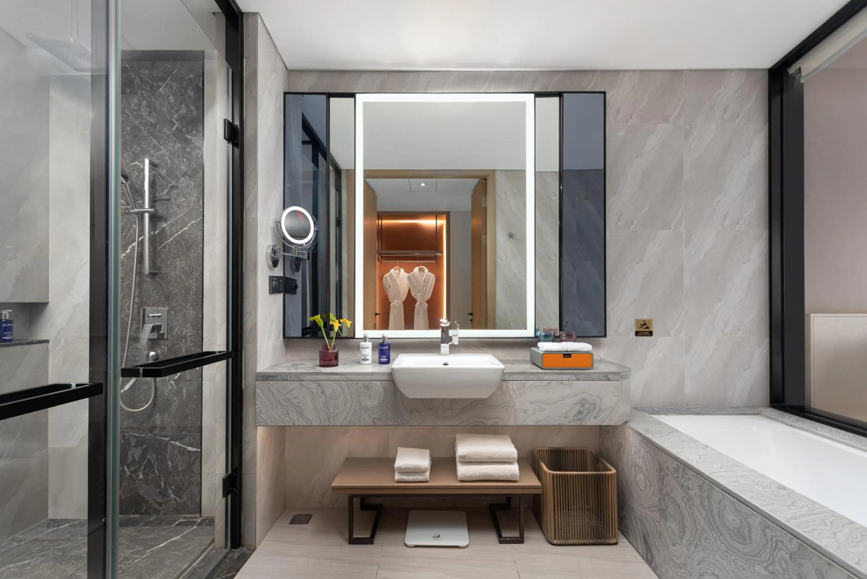 Shower in voco Shanghai Hongqiao Hub by IHG