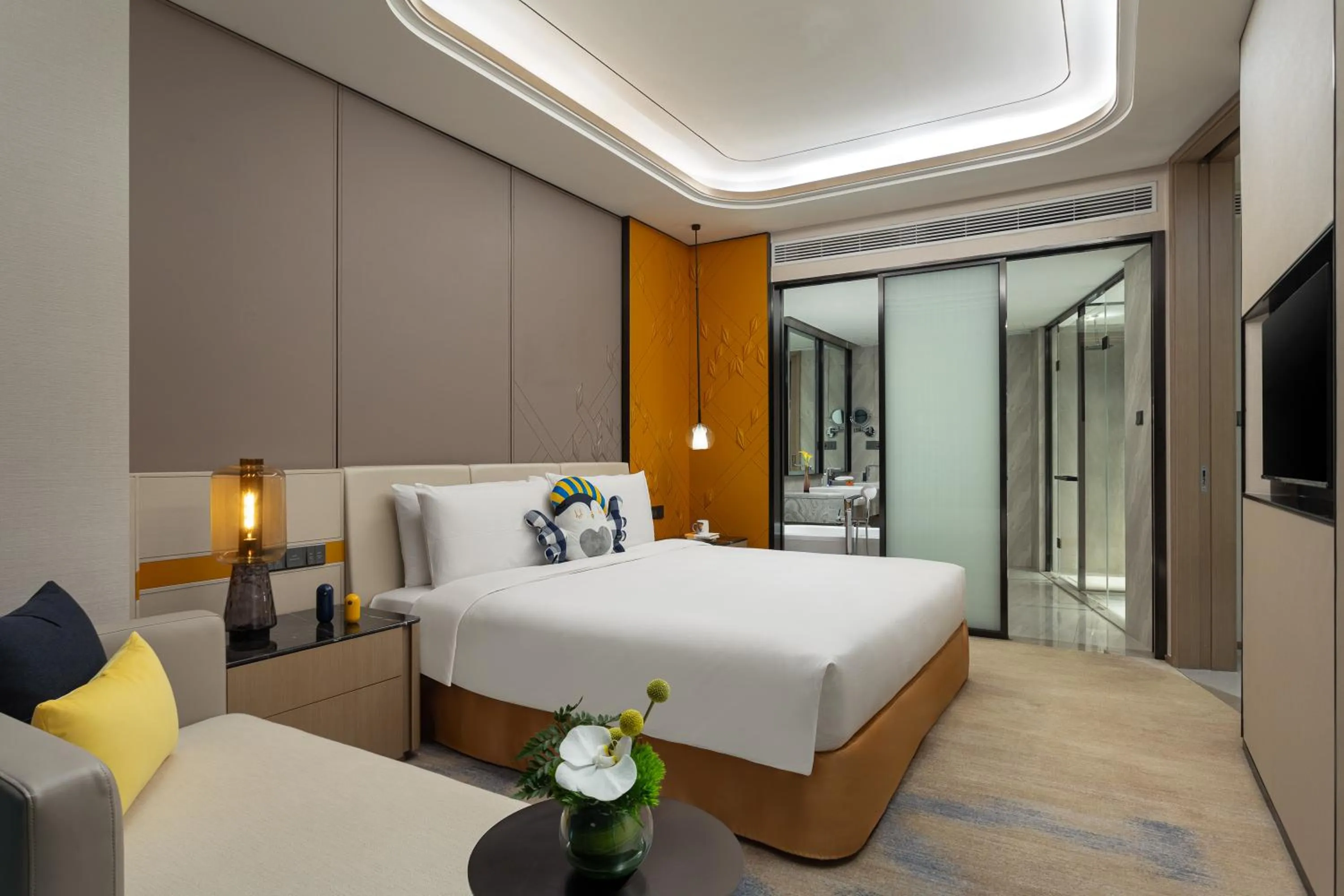 Bed in voco Shanghai Hongqiao Hub by IHG
