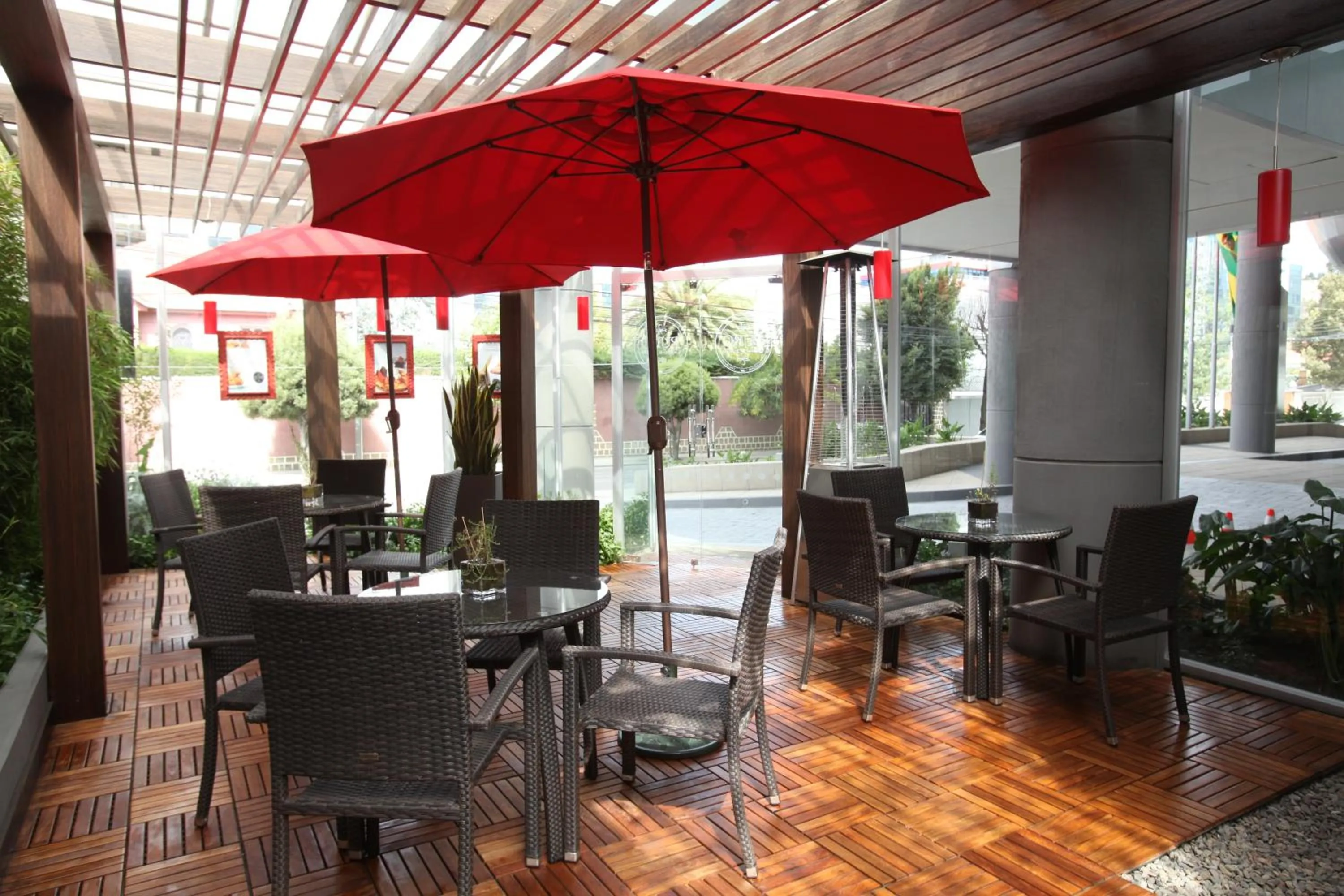 Restaurant/places to eat in Casa Grande Hotel