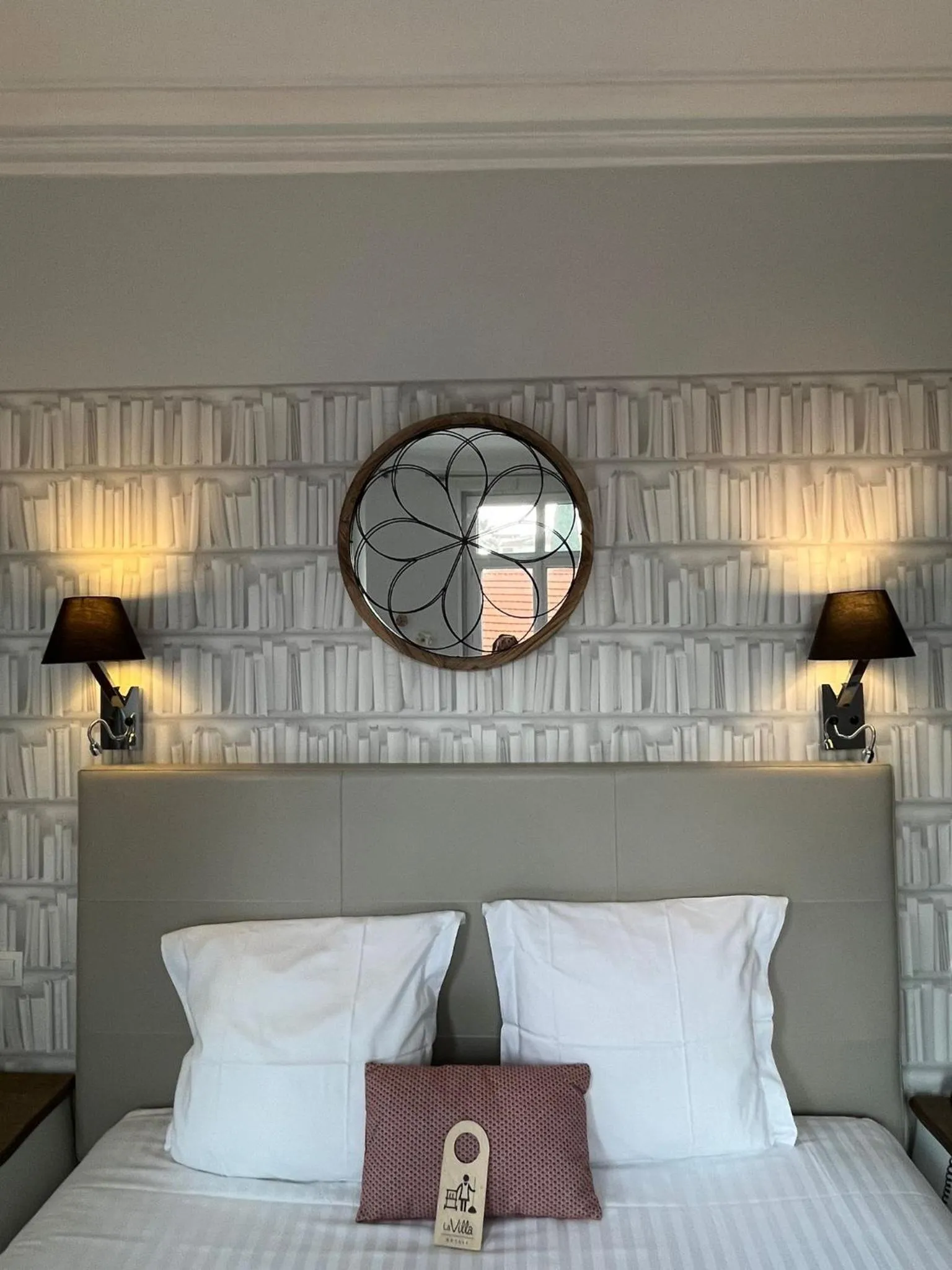 Bed in Hotel La Villa Nice Victor Hugo