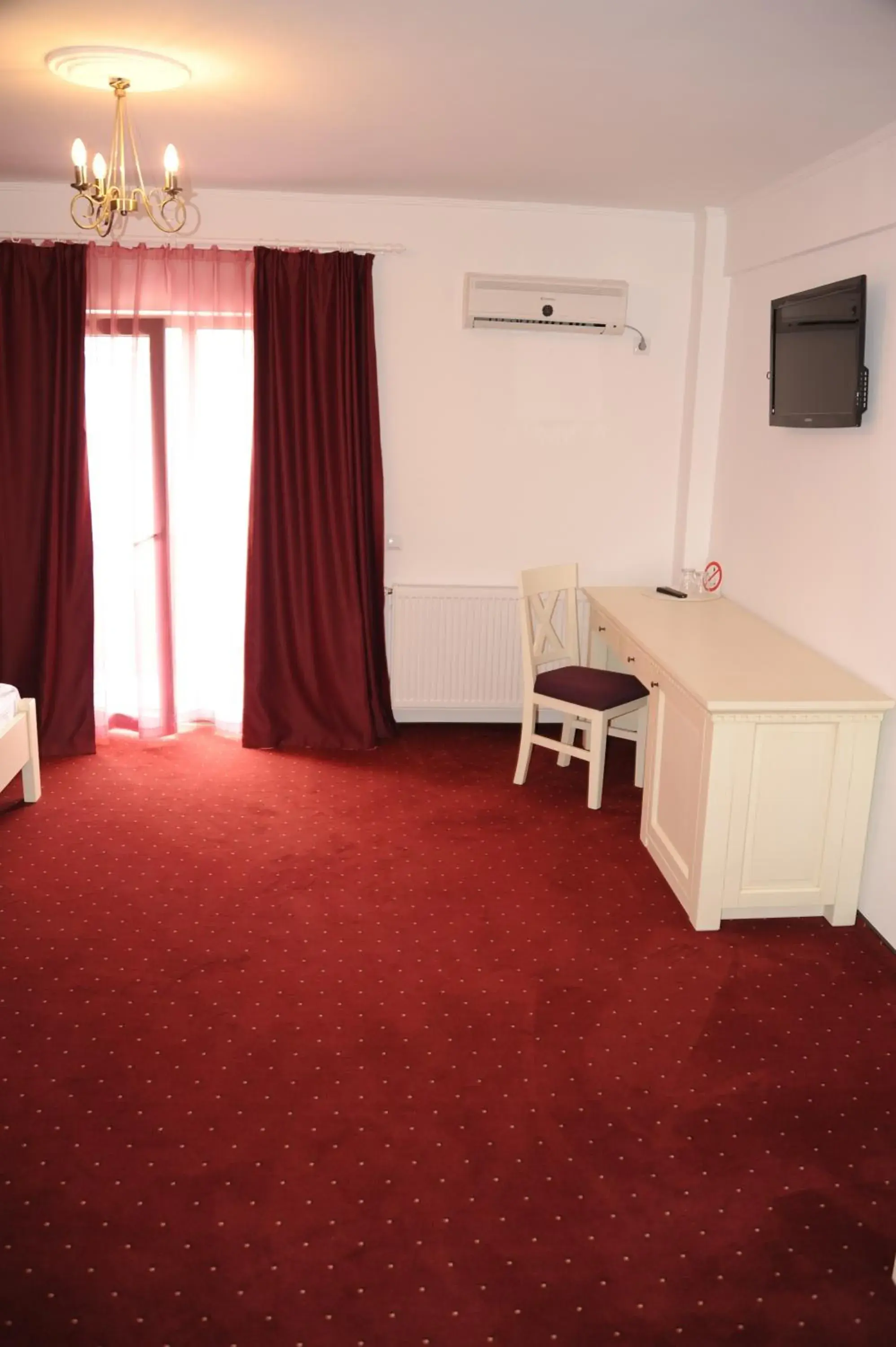 Double or Twin Room in Pensiunea Velvet Double or Twin Room in Pensiunea Velvet