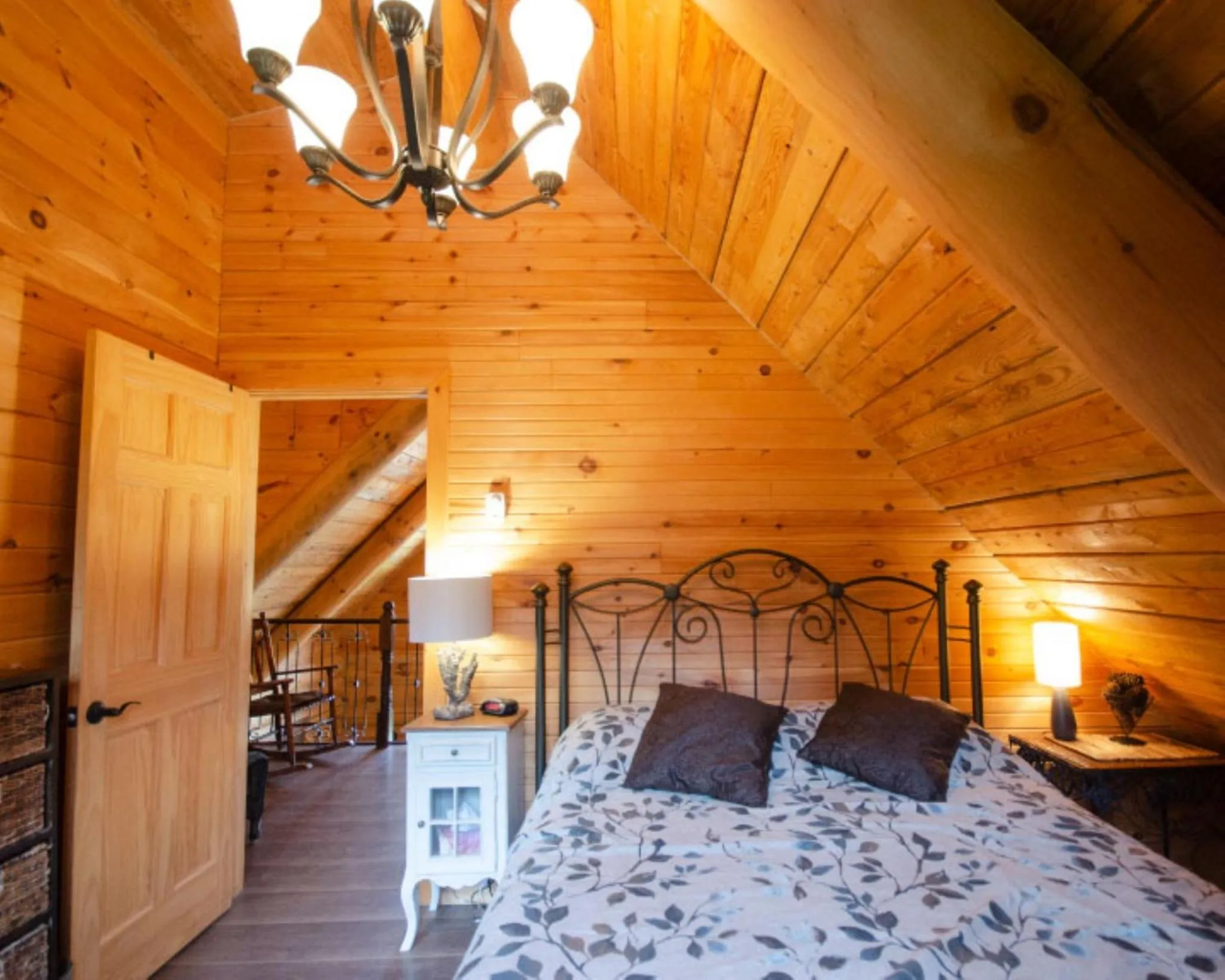 Bedroom, Bed in Le Chalet Le Bois Rond Des Ruisseaux