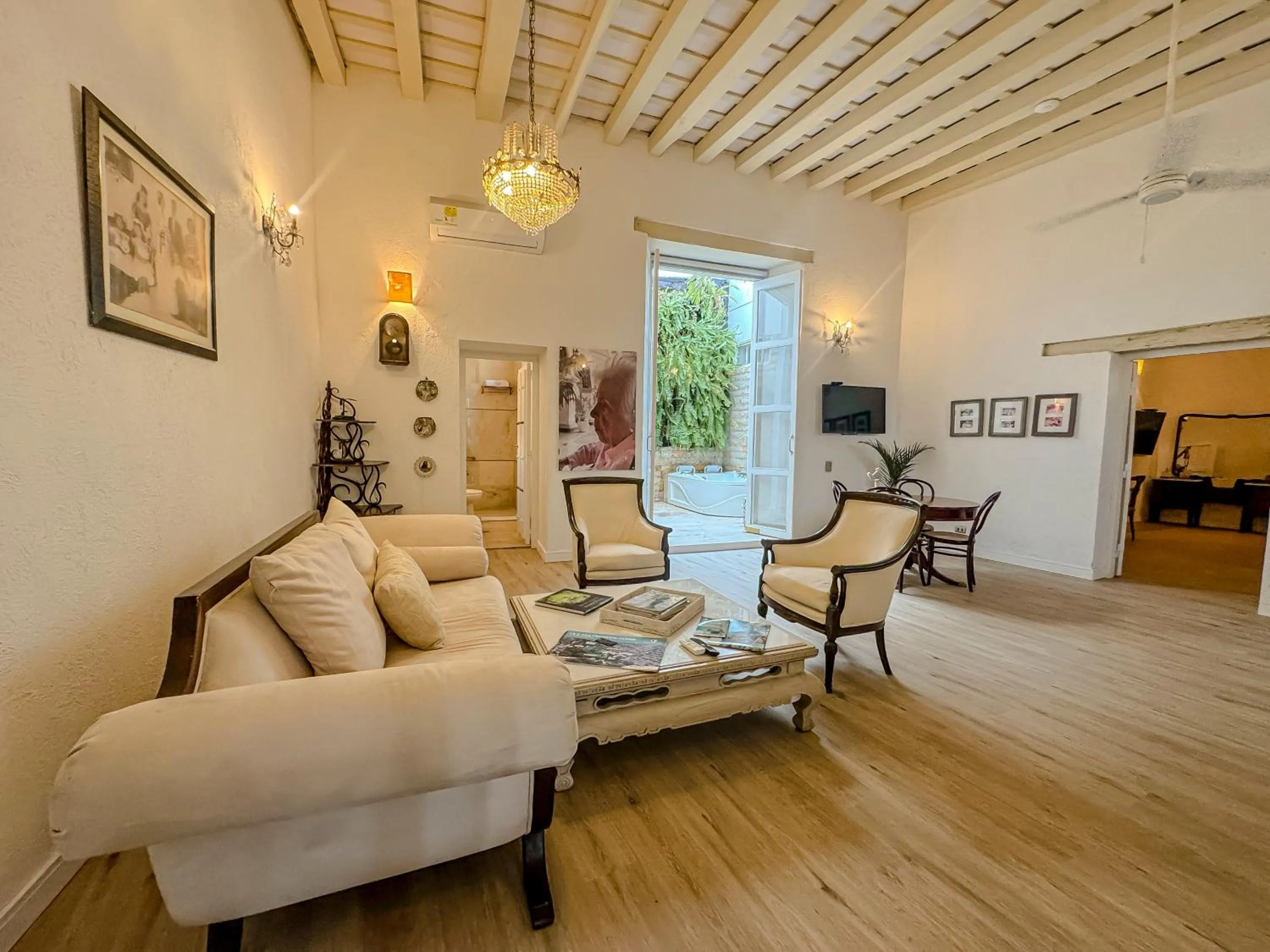 Living room in Hotel Boutique Don Pepe