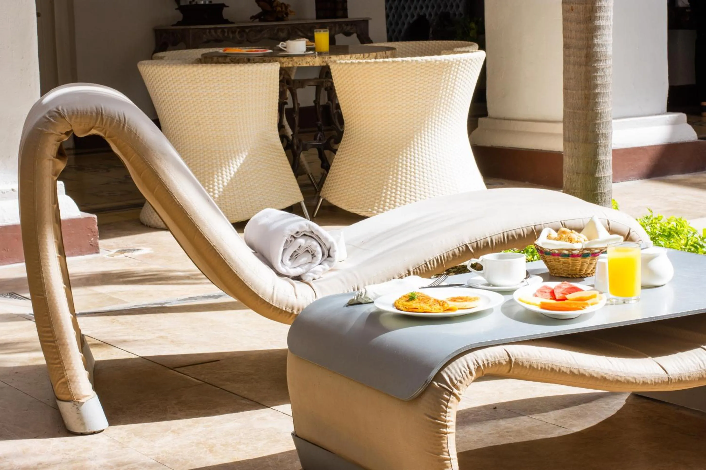 Food and drinks in Hotel Boutique Don Pepe