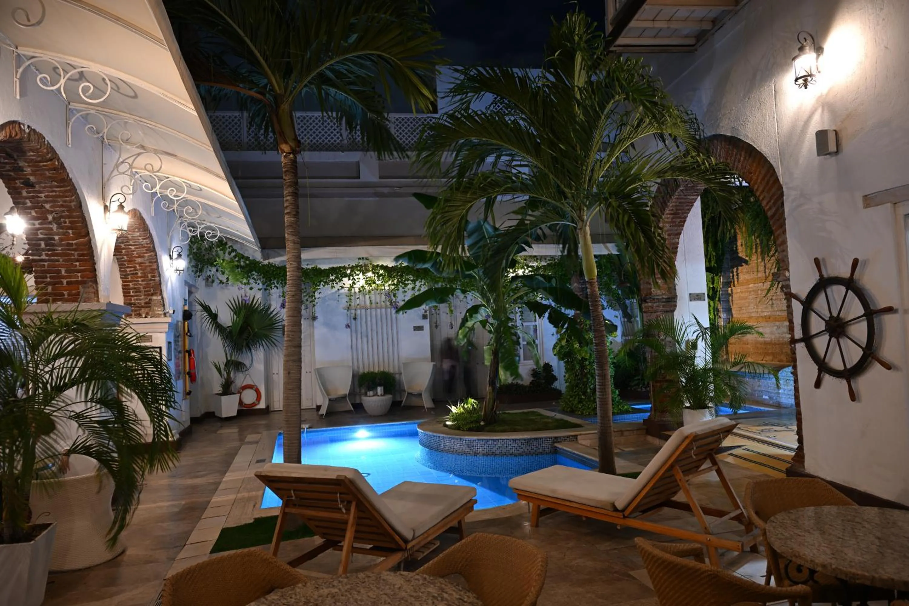 Swimming pool in Hotel Boutique Don Pepe