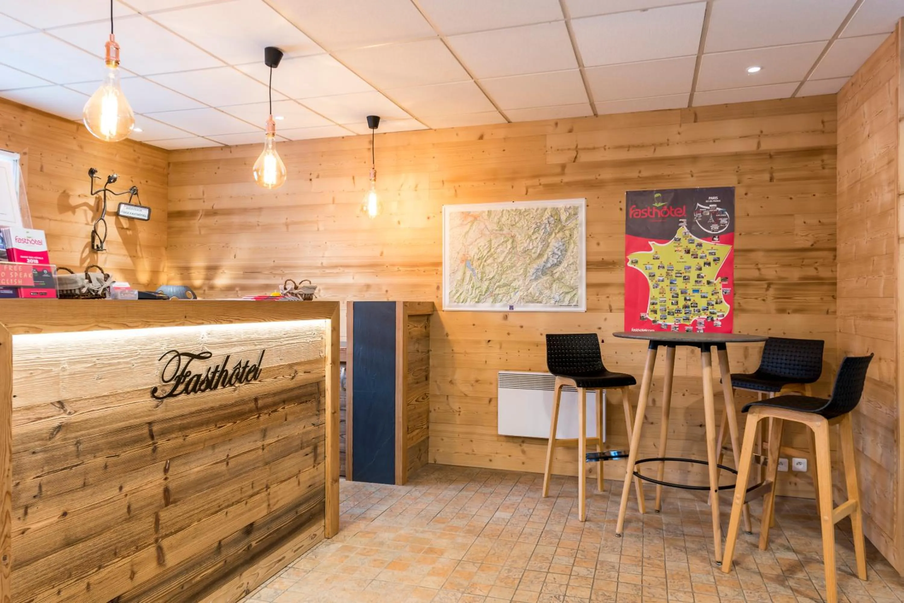 Lobby or reception in Fasthotel Thones