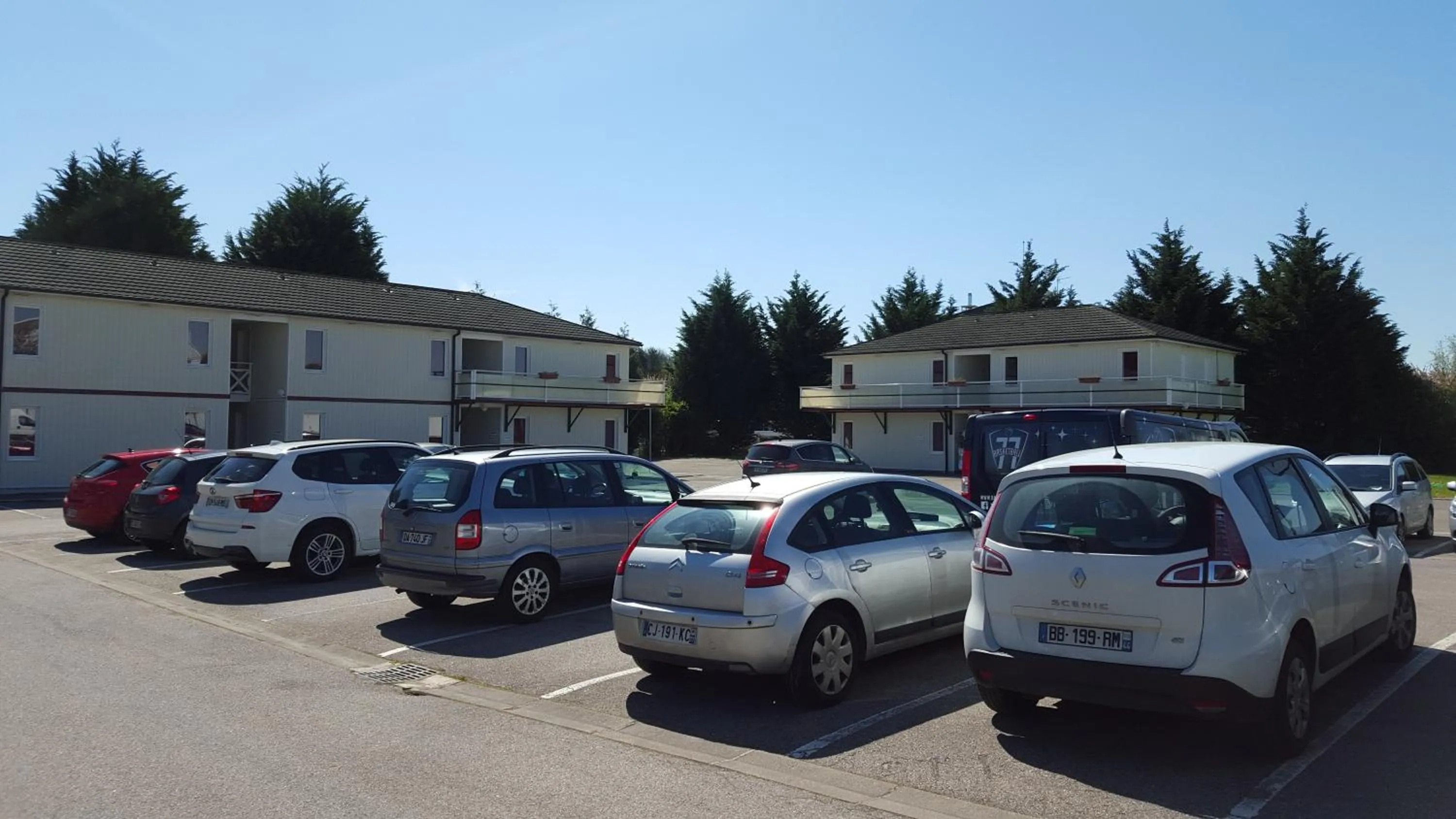 Parking in Fast Hotel Brie-Comte-Robert