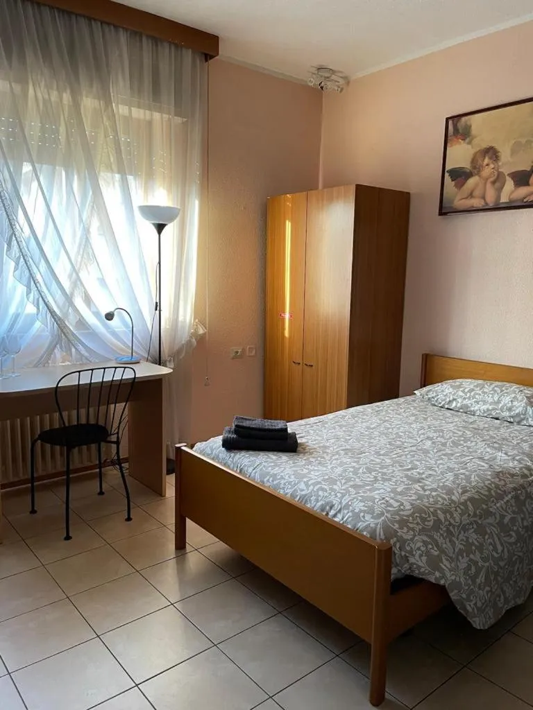 Bed in Bed&Breakfast Milano Malpensa