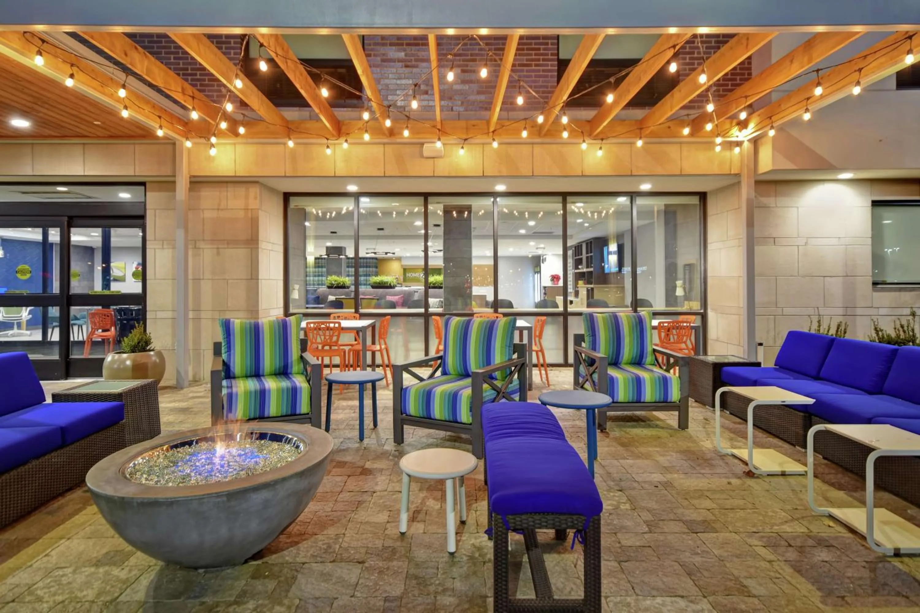 Patio in Home2 Suites By Hilton Taylor Detroit