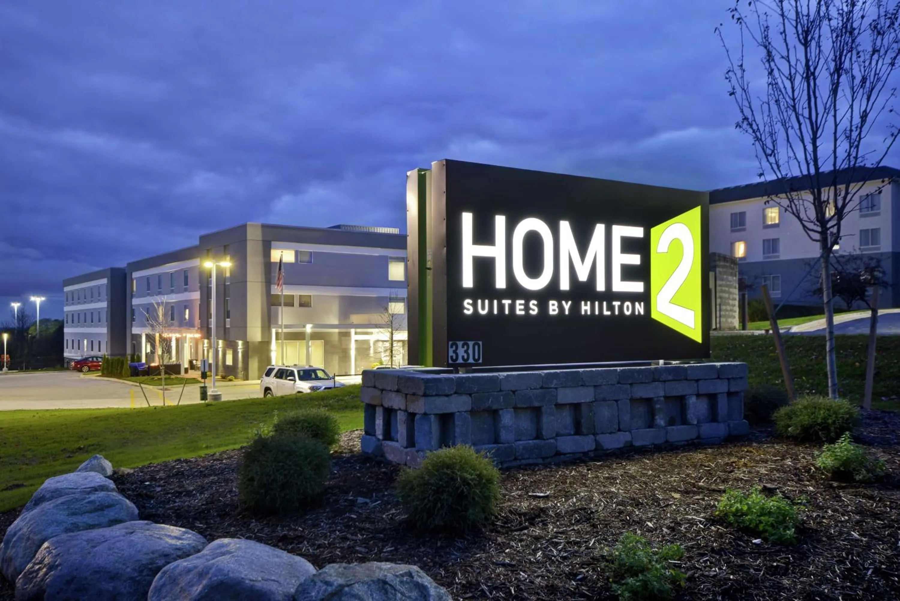 Property building in Home2 Suites By Hilton Grand Rapids North