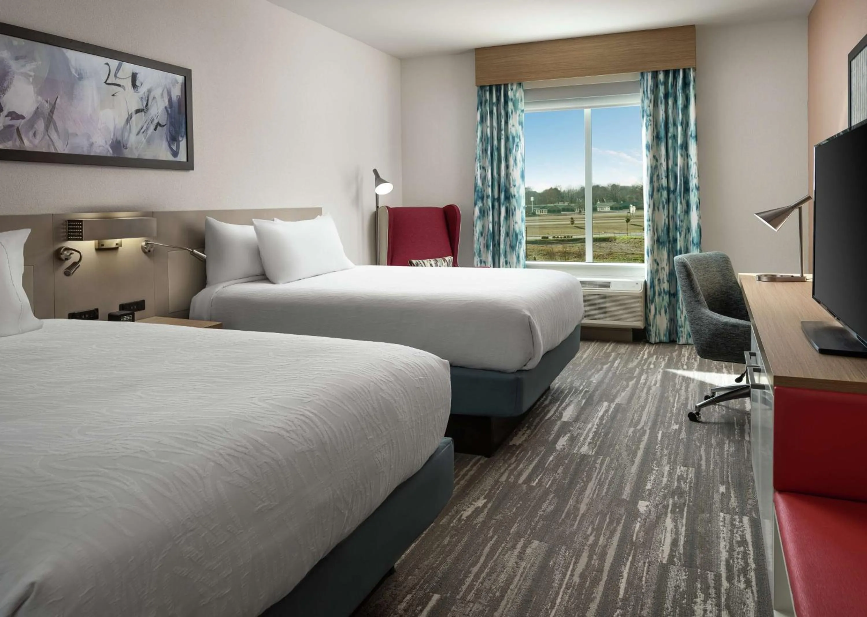 Bed in Hilton Garden Inn Olive Branch, Ms