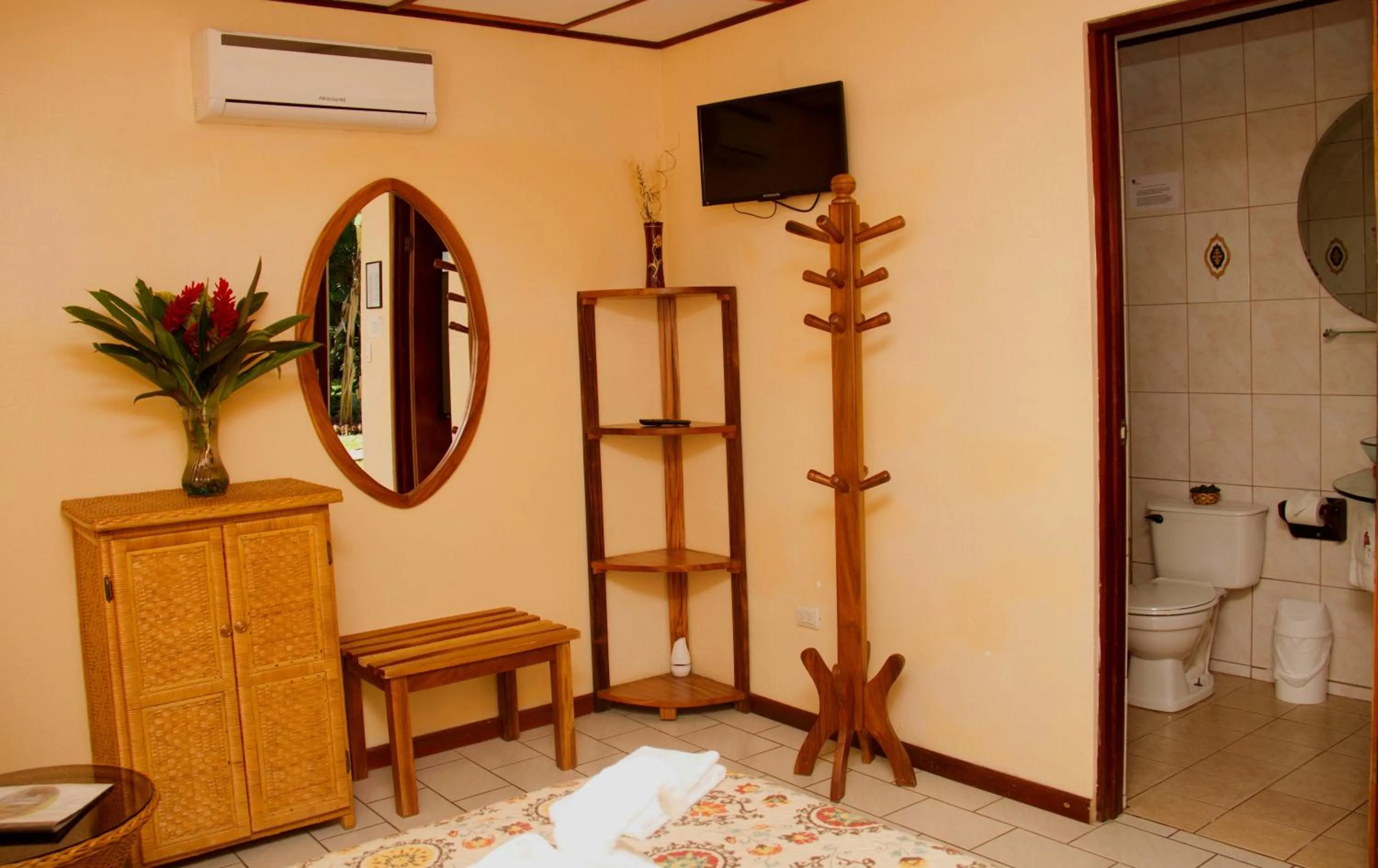 Decorative detail in Hotel La Rosa de America