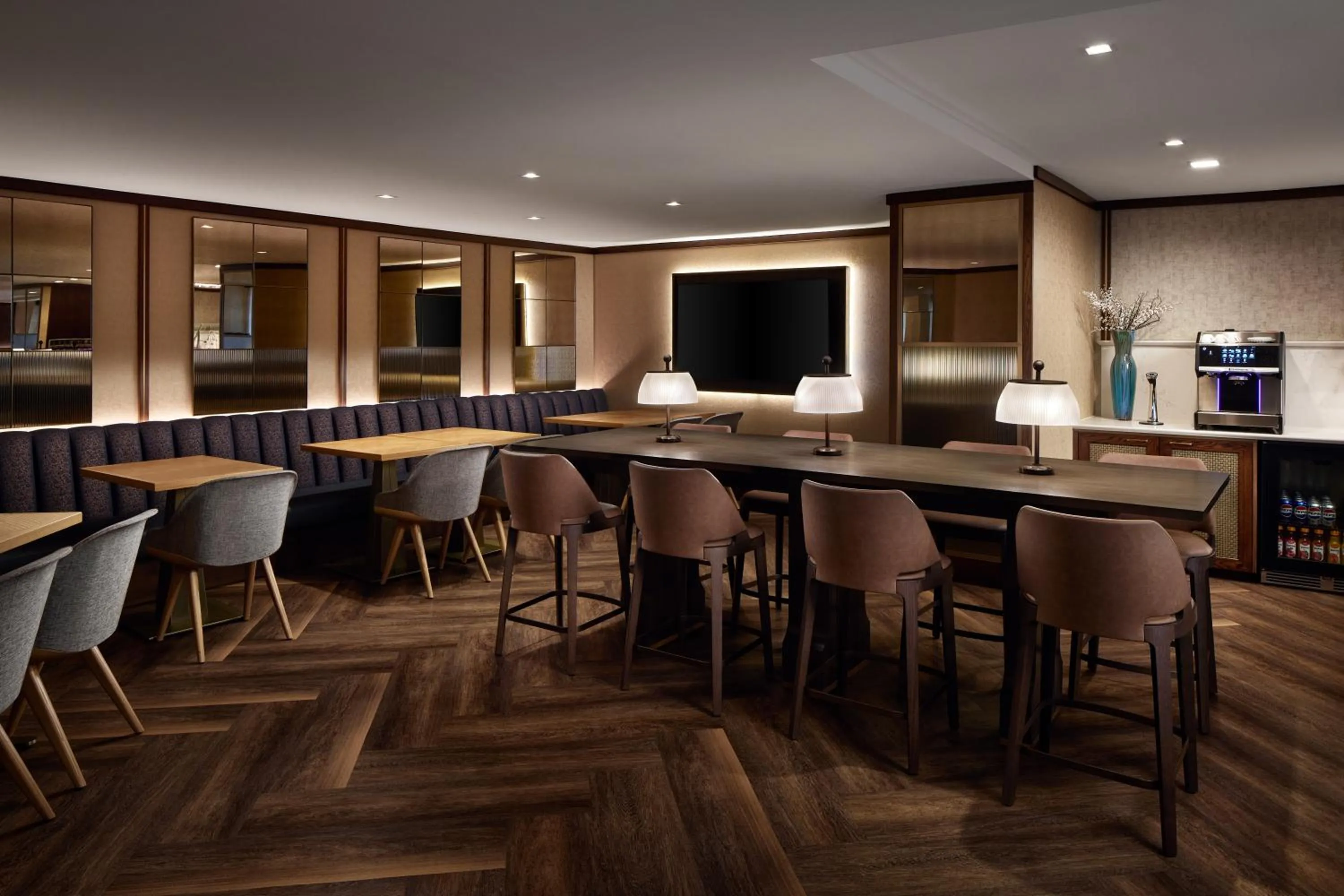 Communal lounge/ TV room in Grand Hyatt Washington