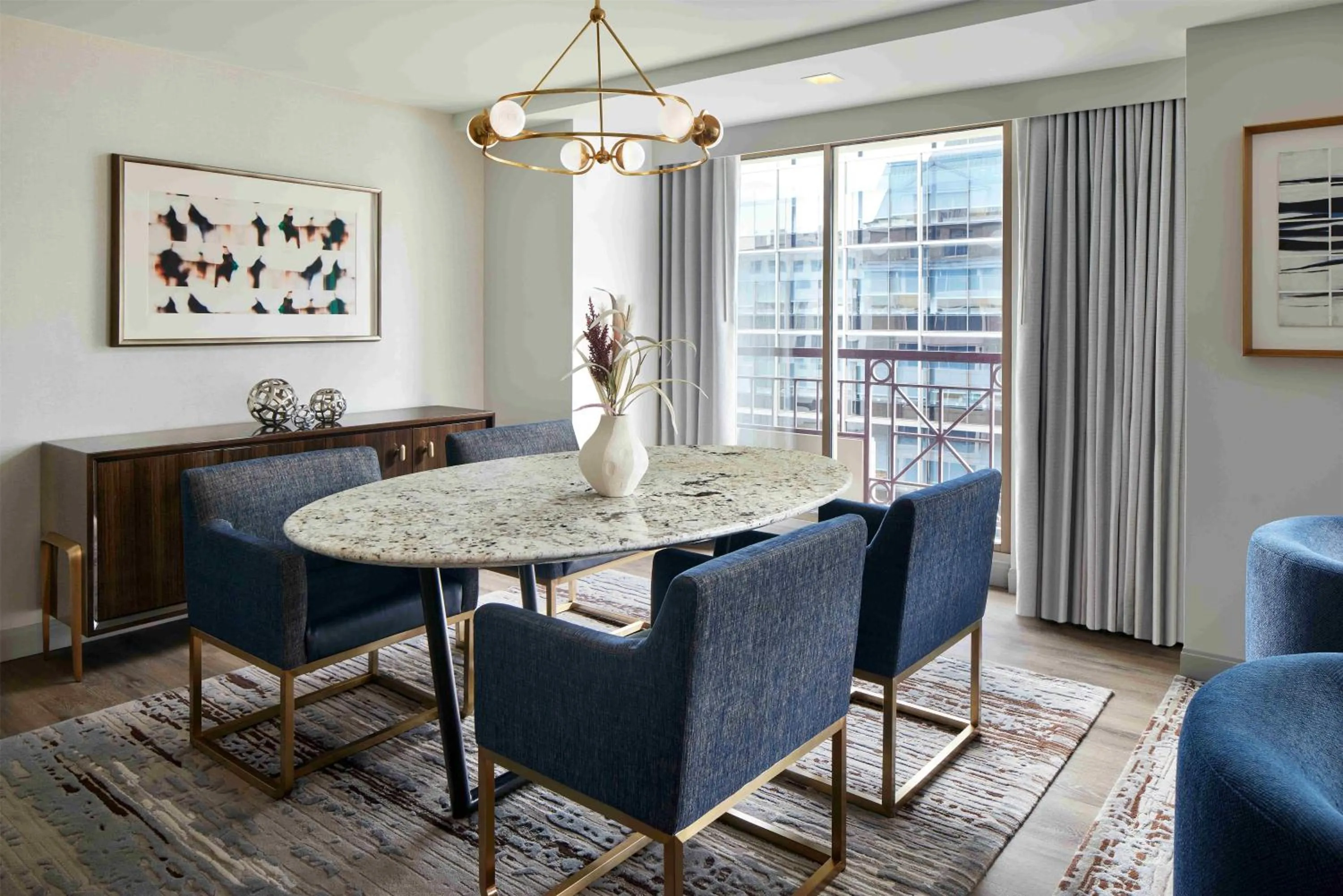 Photo of the whole room in Grand Hyatt Washington