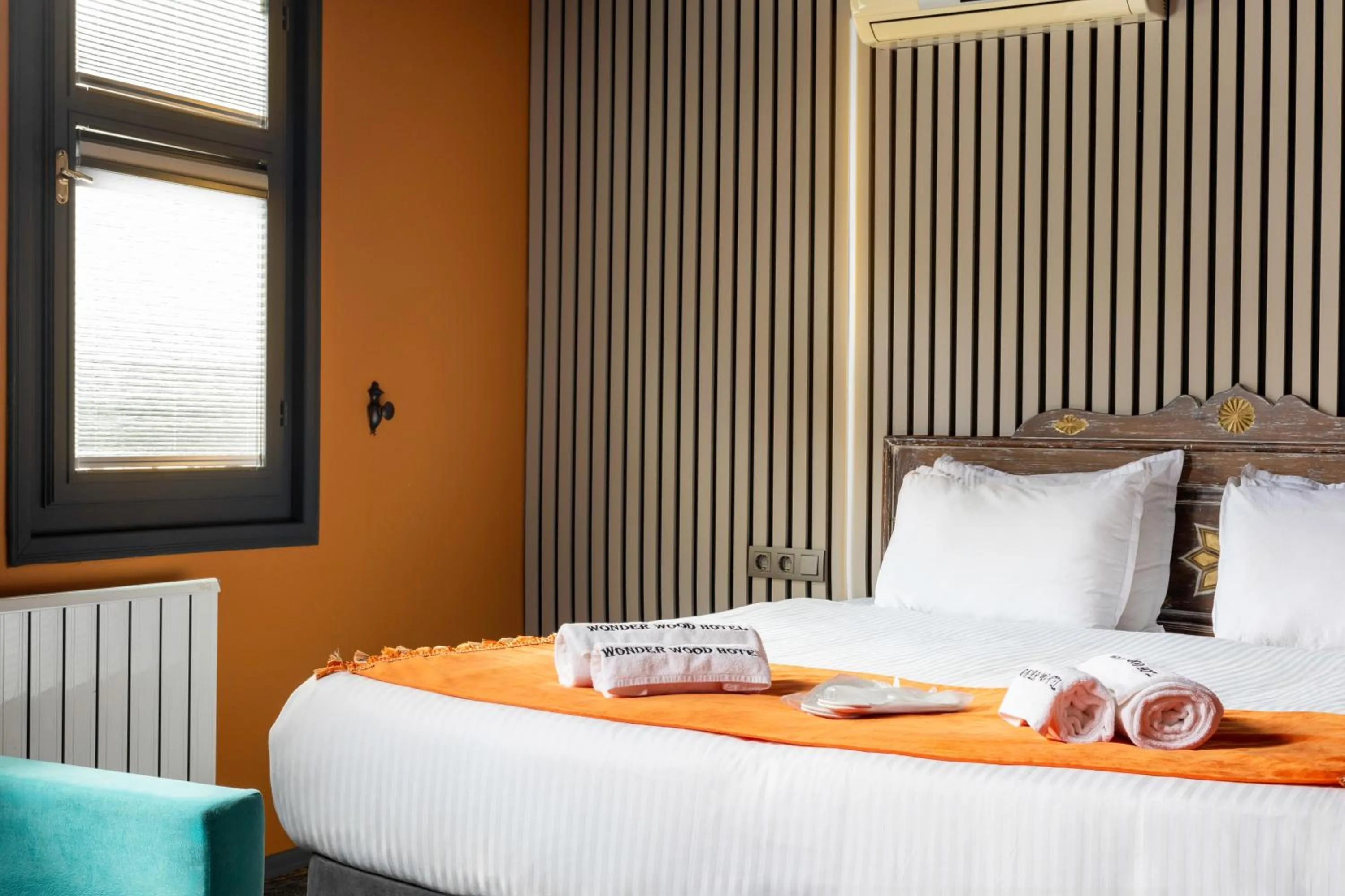 Bed in Wonder Wood Hotel