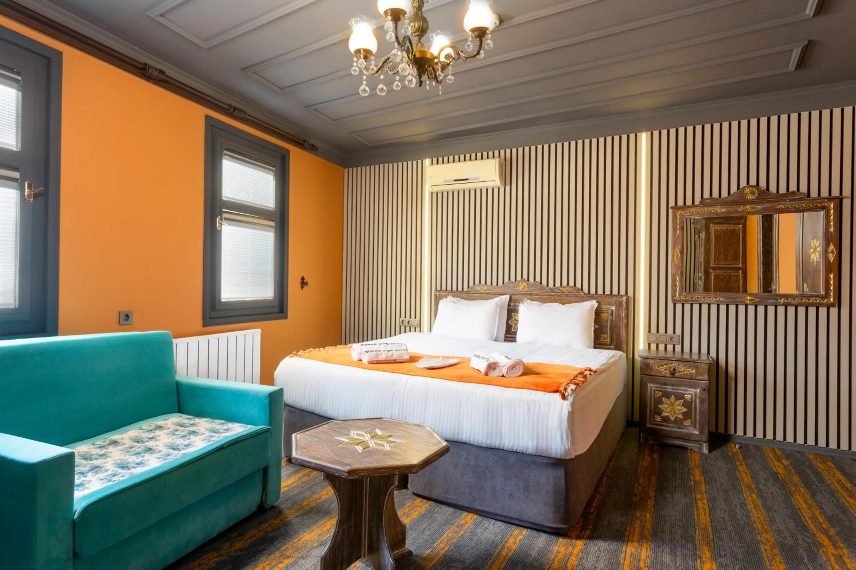 Bed in Wonder Wood Hotel