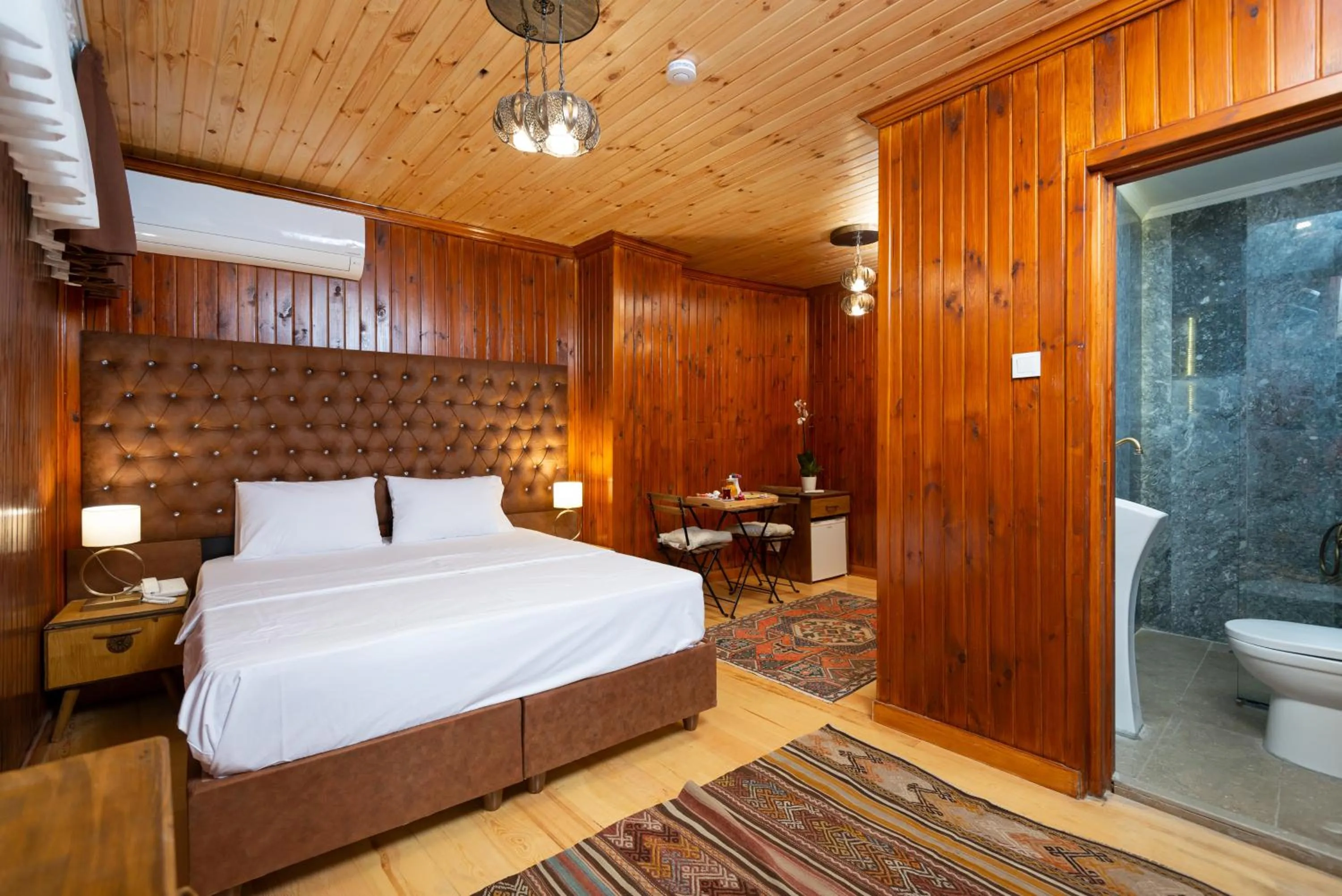 Bed in Wonder Wood Hotel