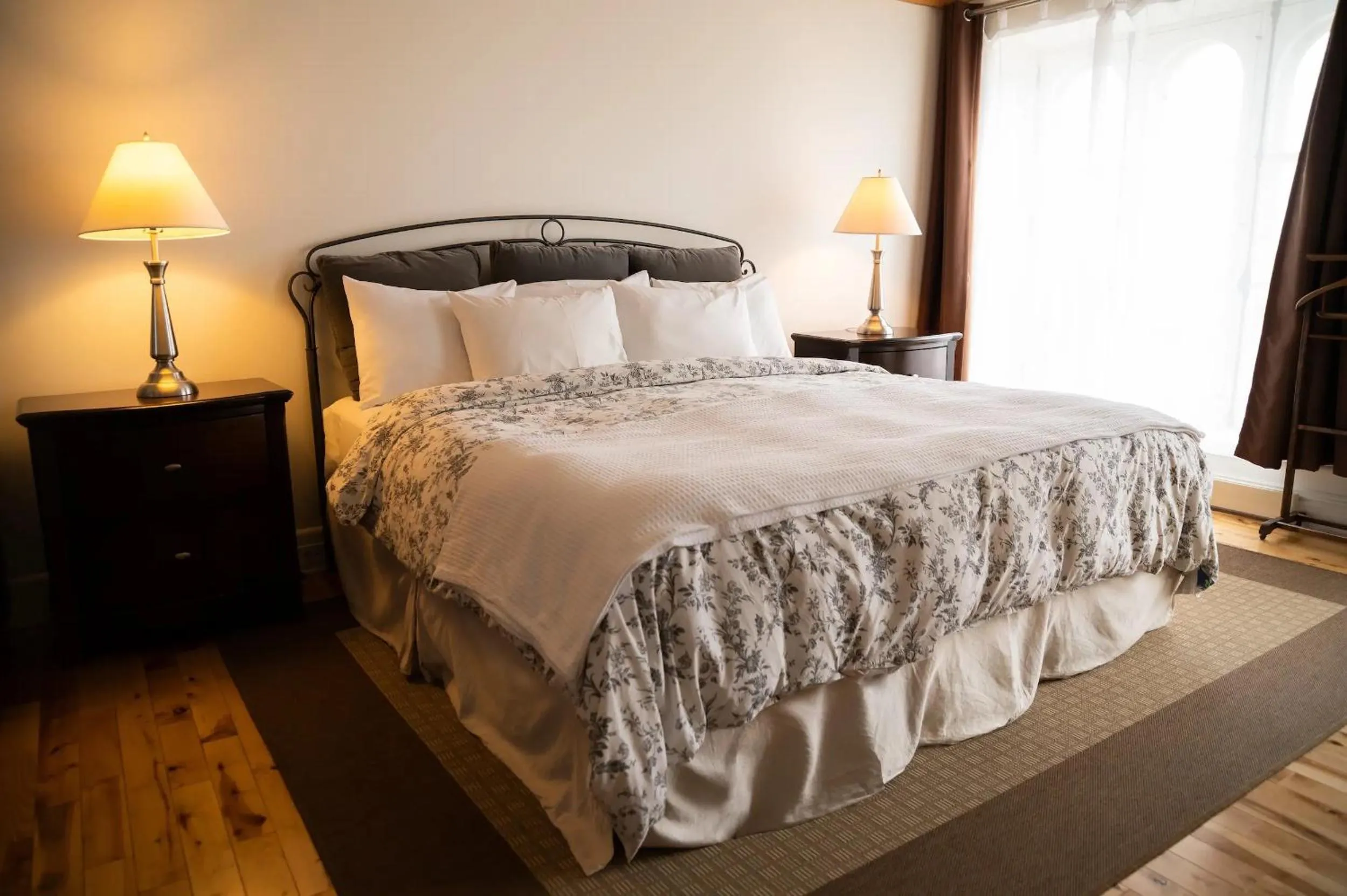 Bedroom, Bed in Royal Dalhousie