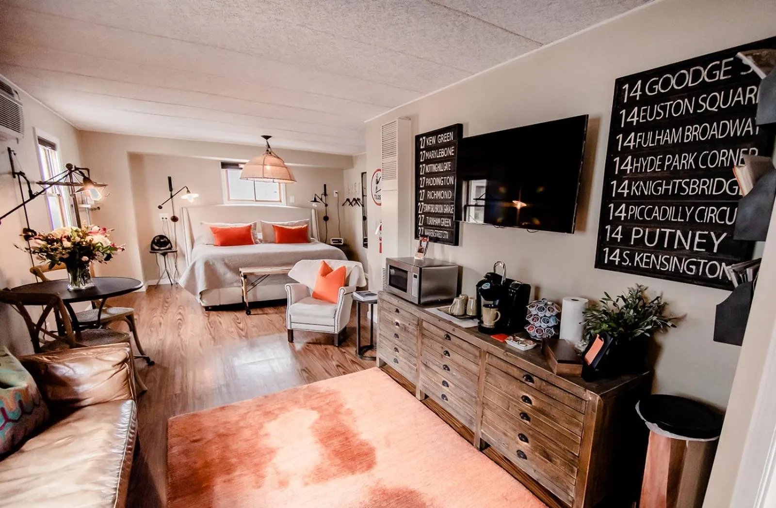 Bedroom, Bed in The Loft