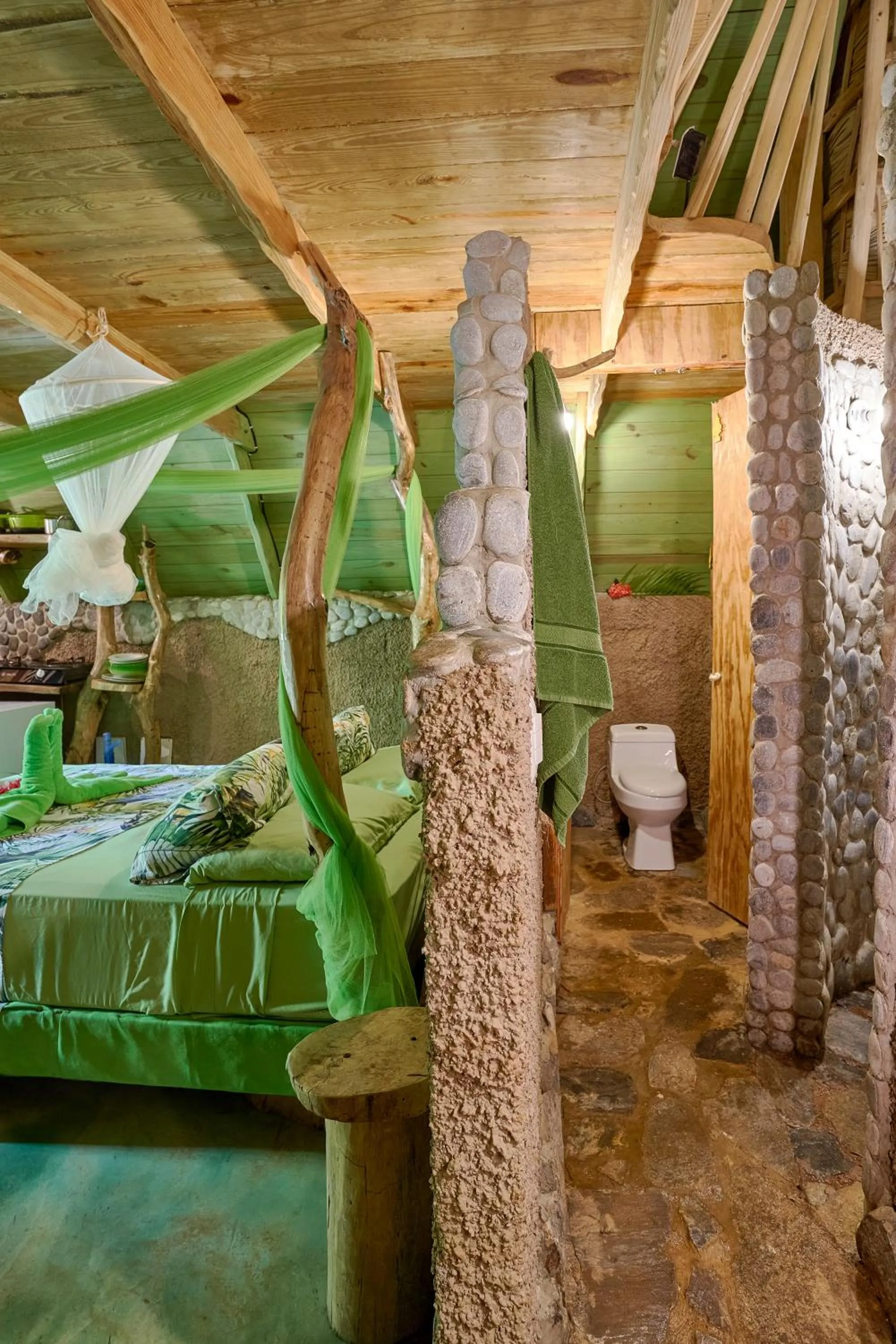 Bathroom in CHALET TROPICAL Hotel & Pool Bar Restaurant