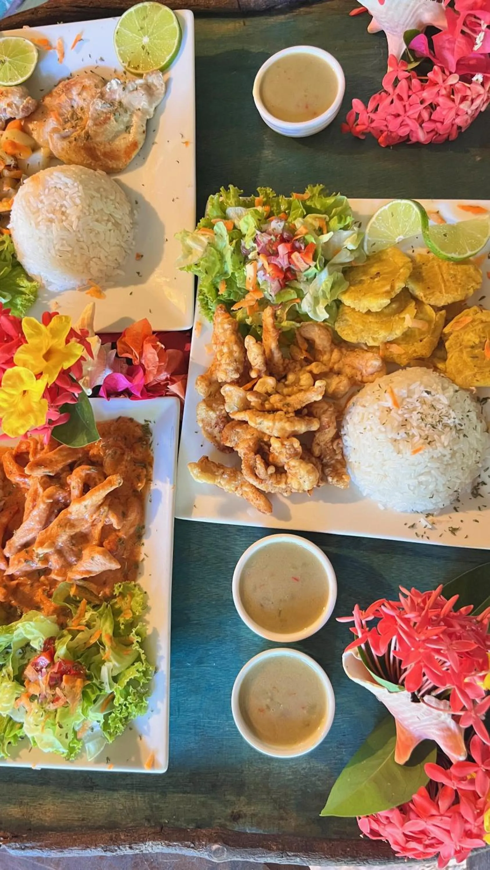 Food in CHALET TROPICAL Hotel & Pool Bar Restaurant