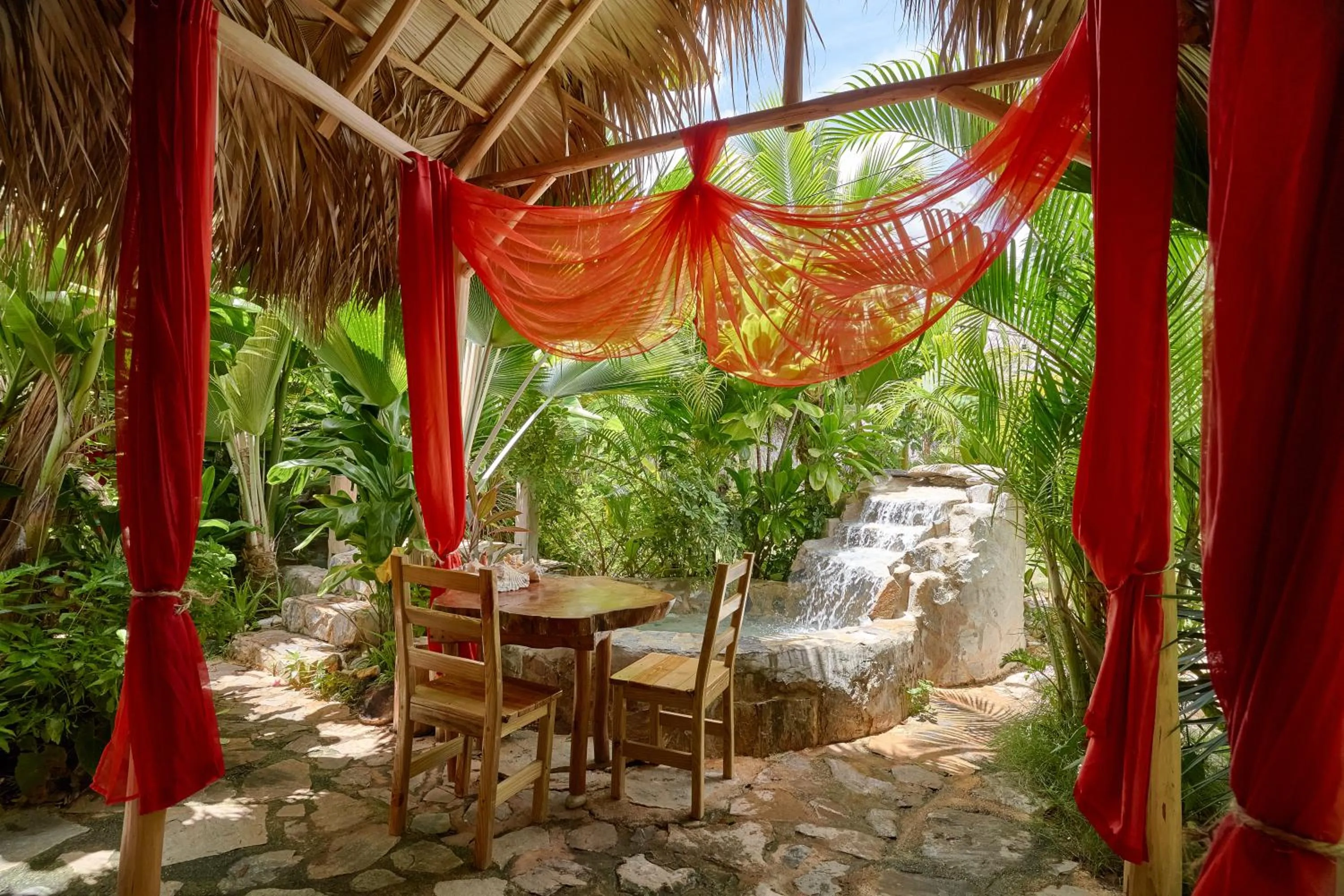 Balcony/Terrace in CHALET TROPICAL Hotel & Pool Bar Restaurant