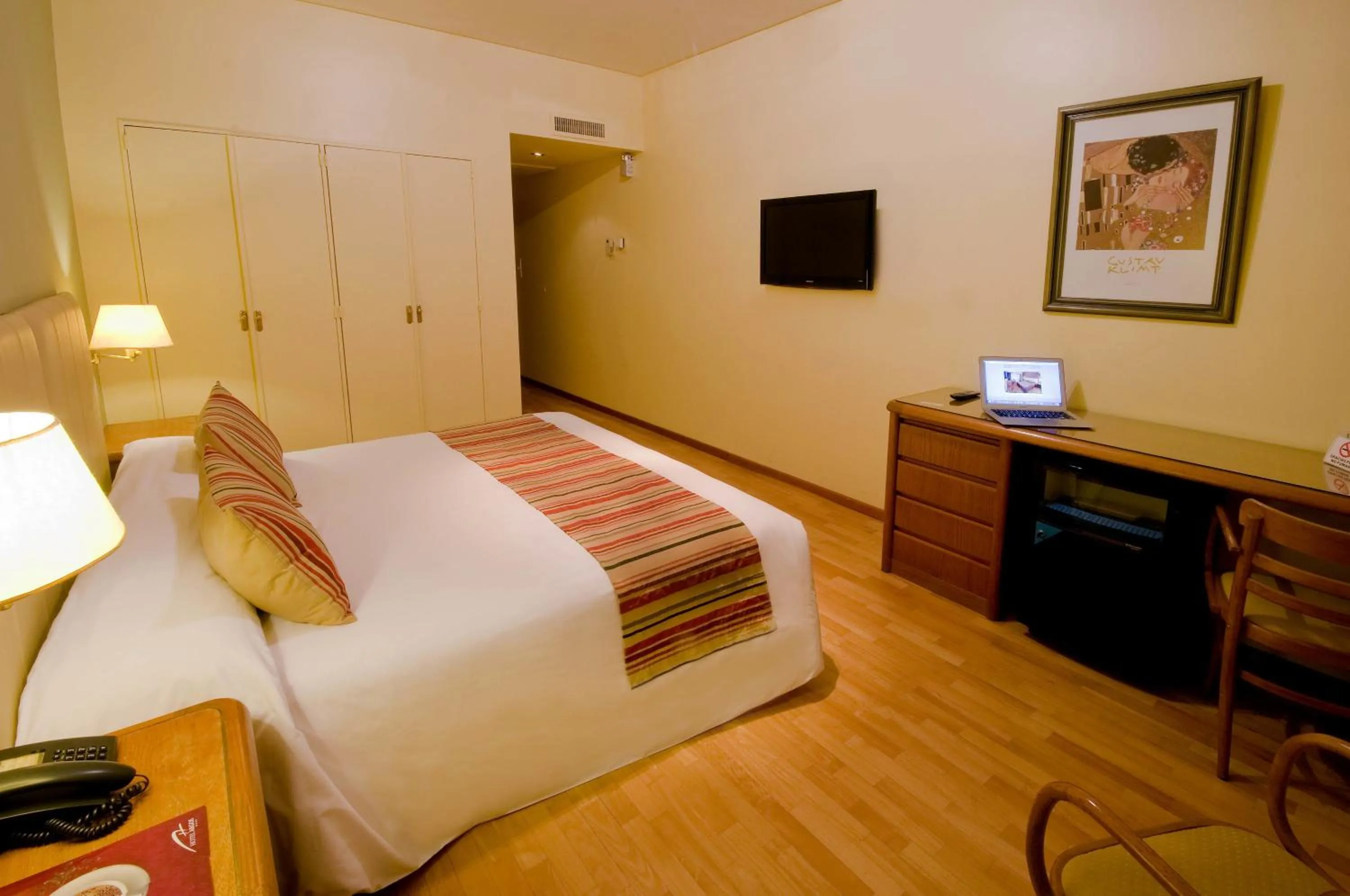 Photo of the whole room, Bed in Hotel Argos