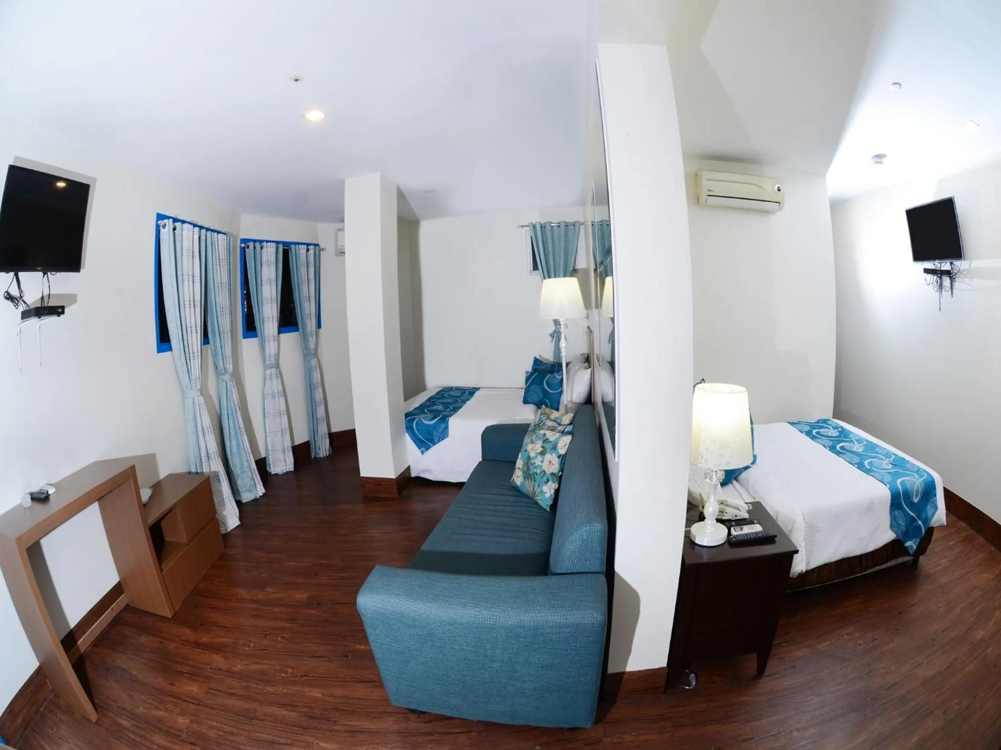 Photo of the whole room, Bed in Skyblue Hotel