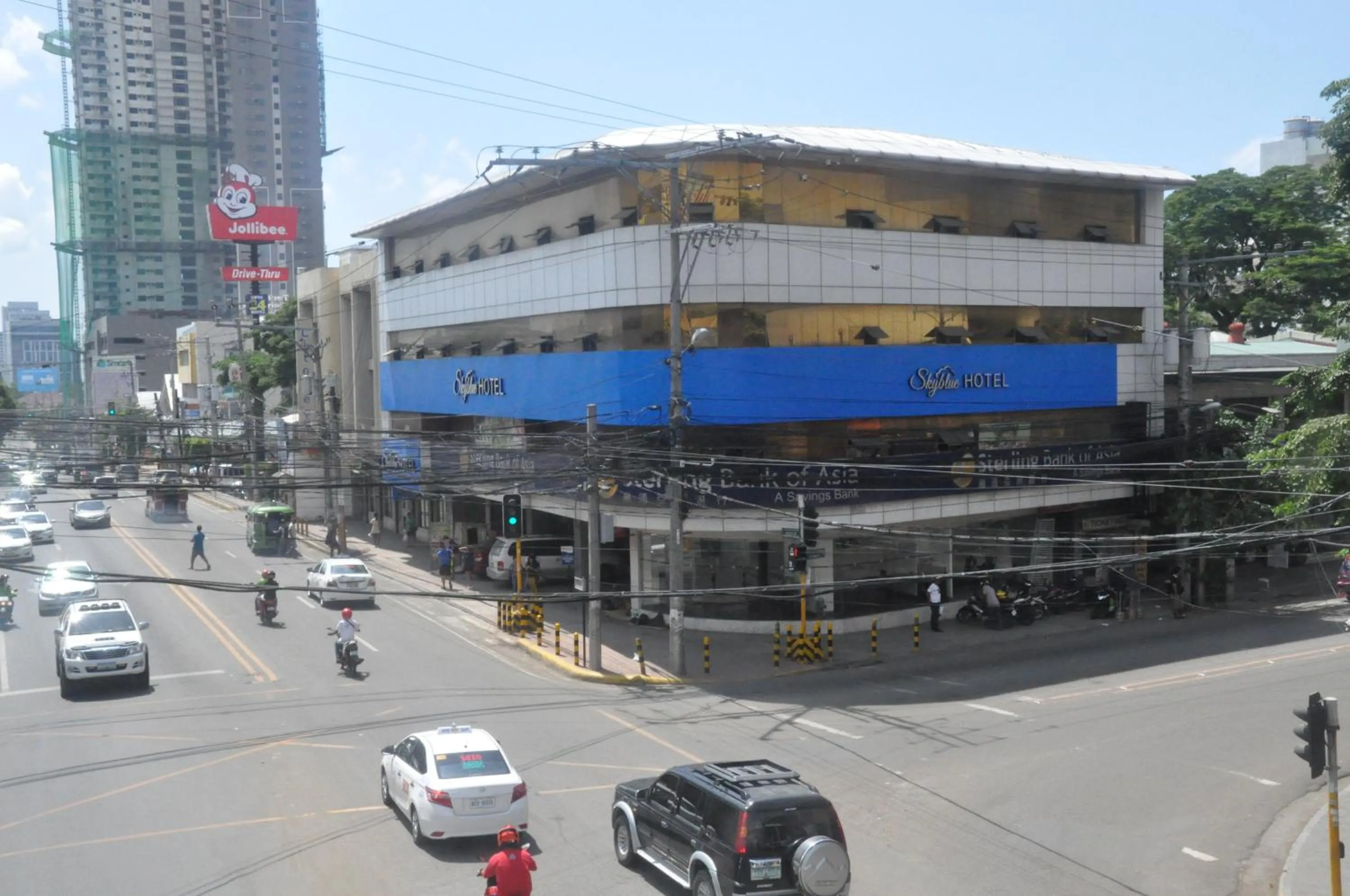 Property building in Skyblue Hotel