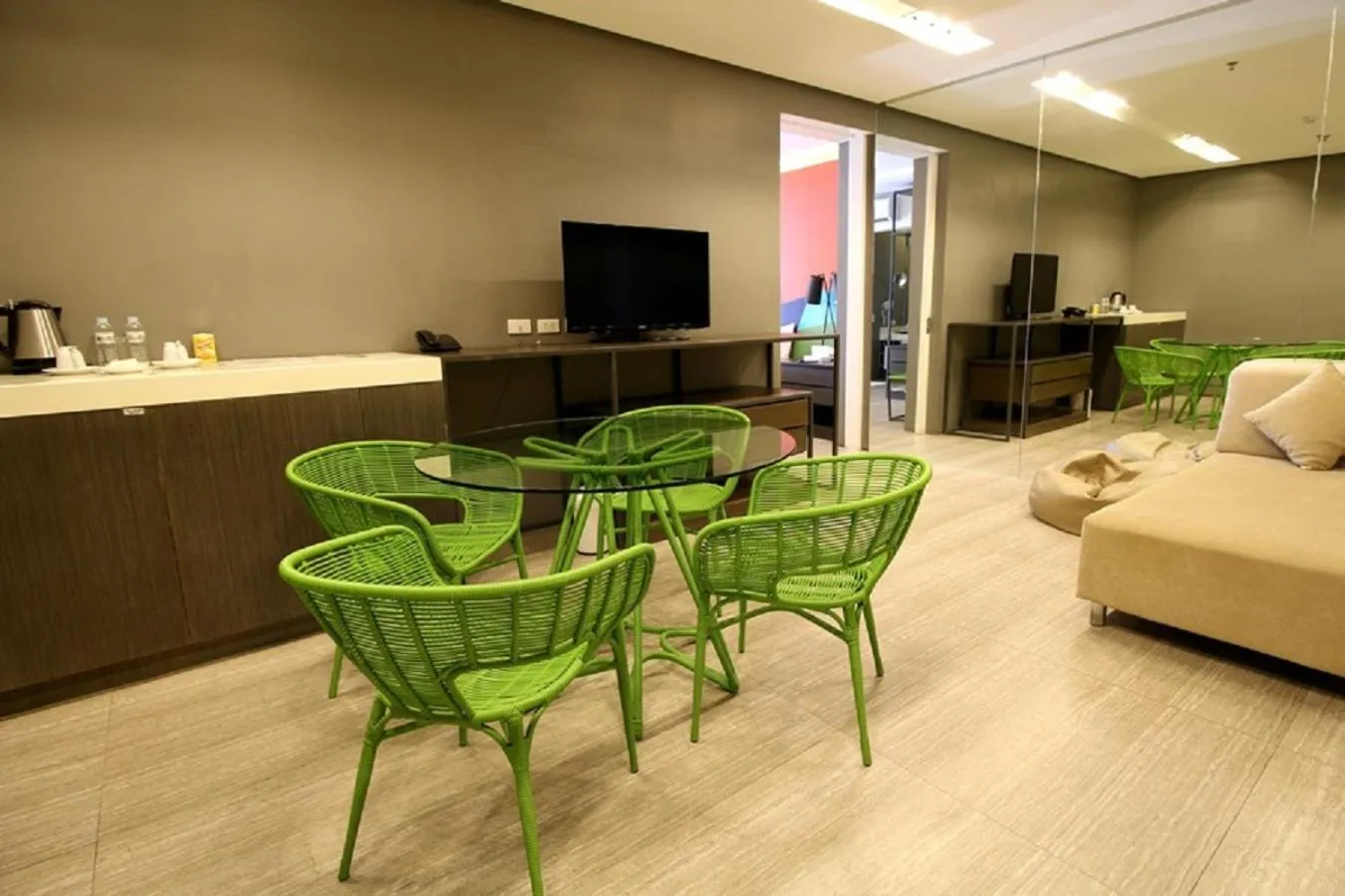 TV and multimedia in Boracay Uptown