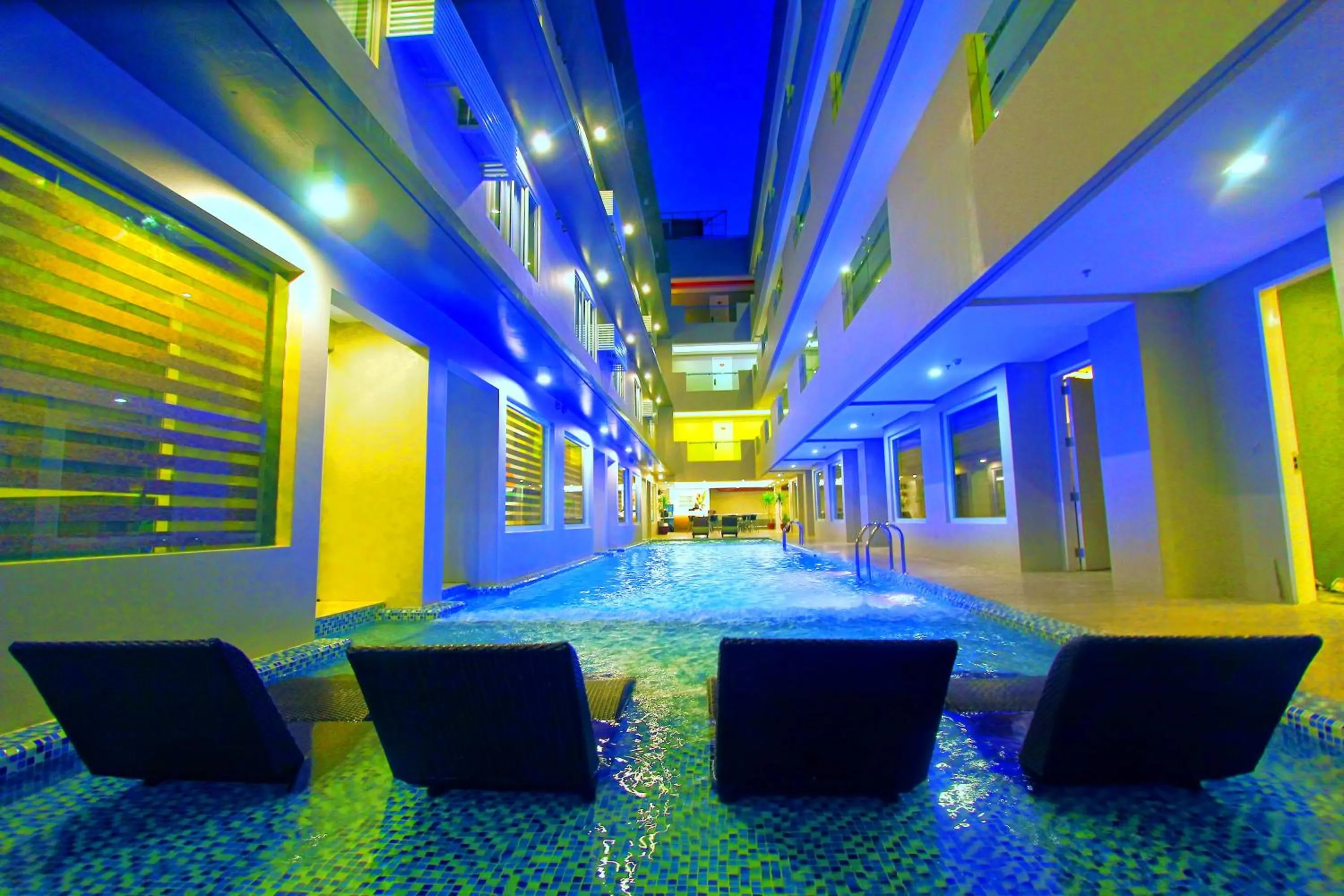 Swimming pool in Boracay Uptown