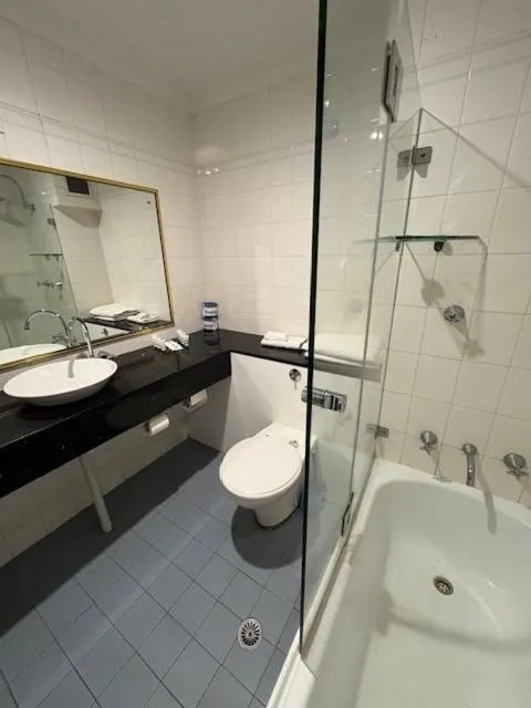 Golden Age Motor Inn