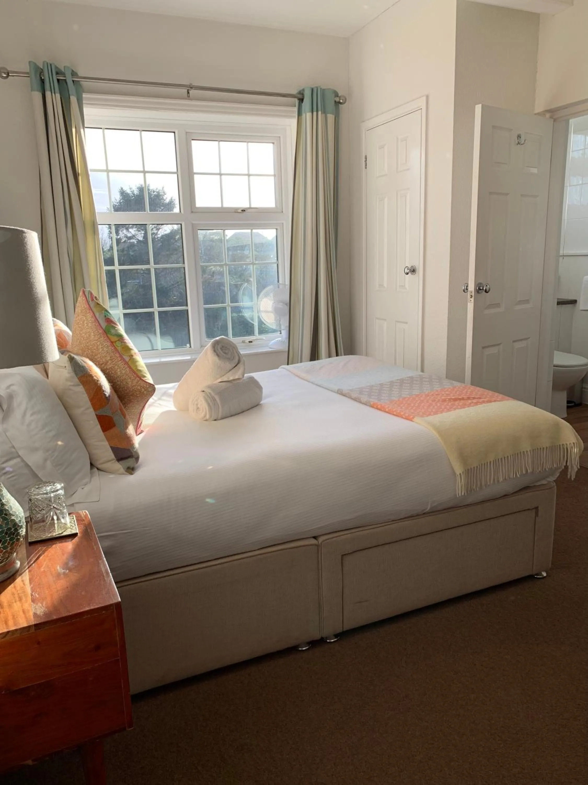 Bed in THE LAZY LION