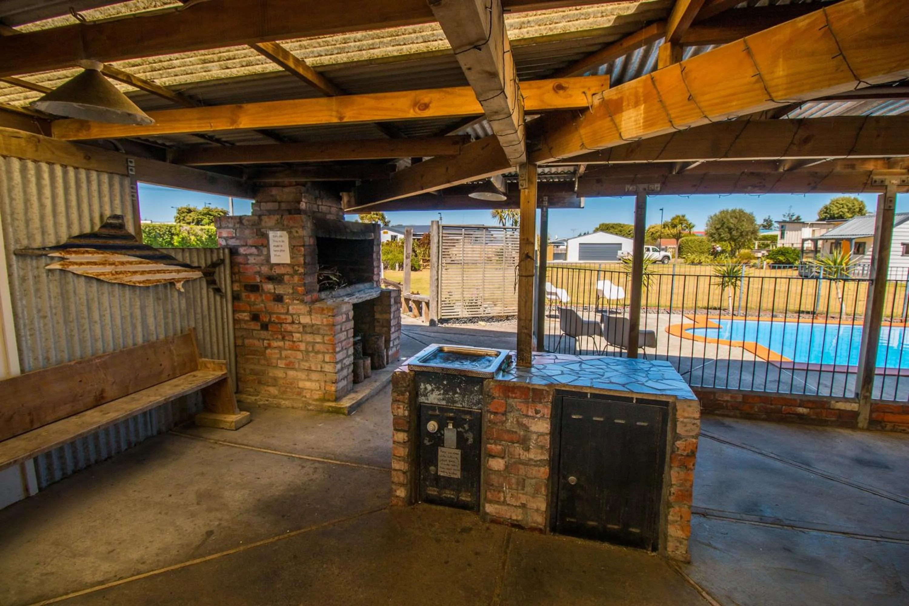 Nightclub / DJ in Whanganui Seaside Holiday Park