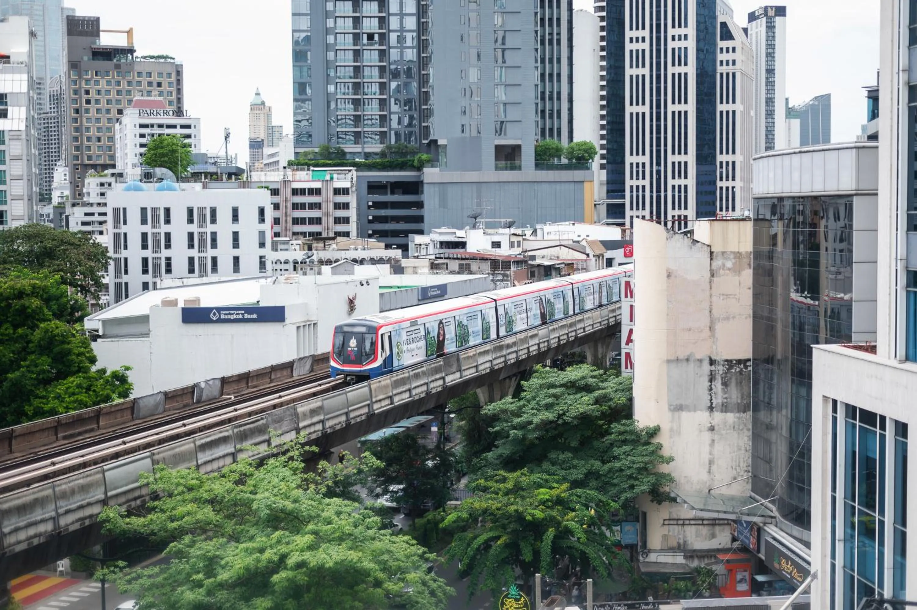 City view in Ruamchitt Plaza Hotel