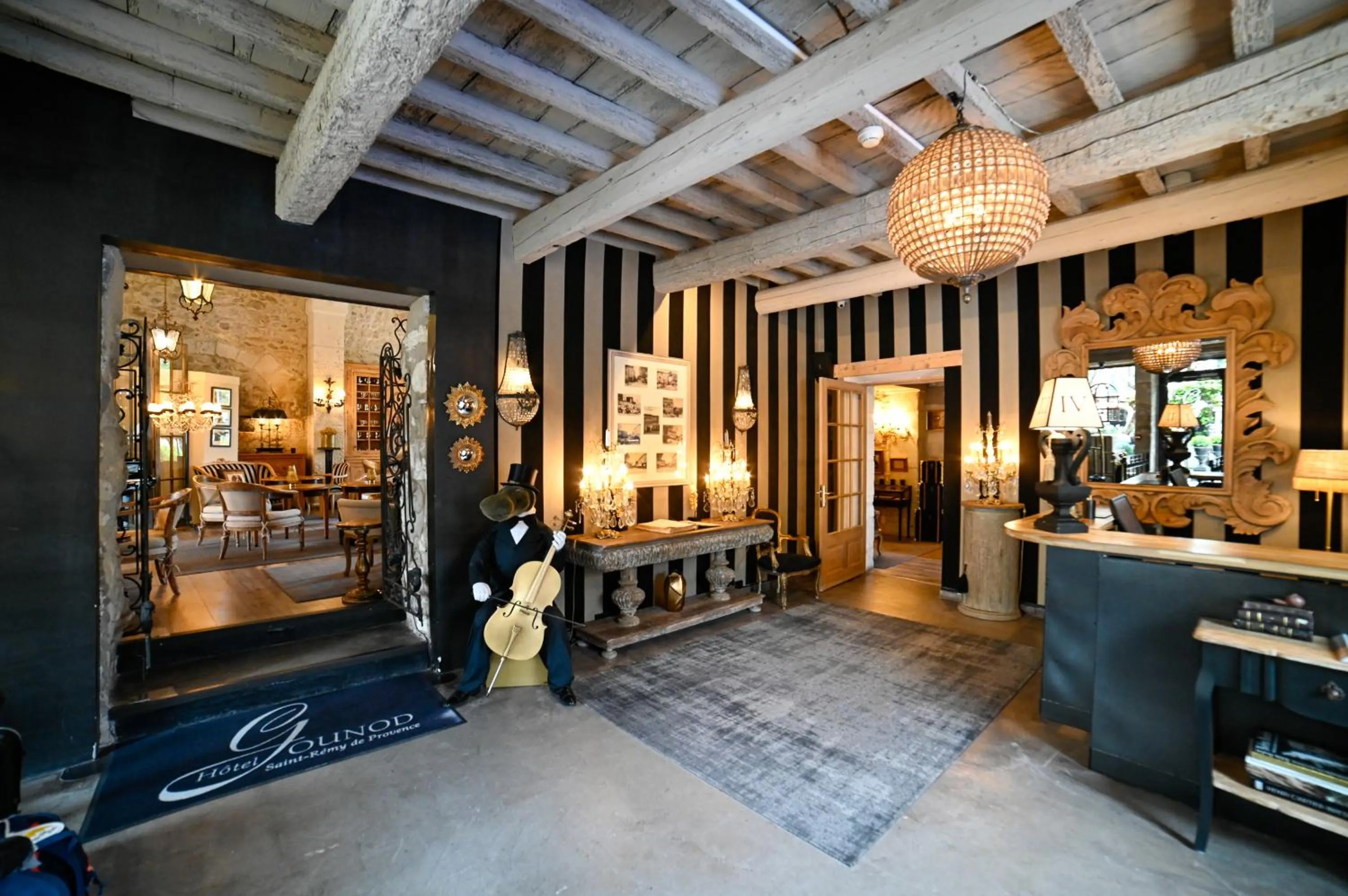 Lobby or reception in Hôtel Gounod