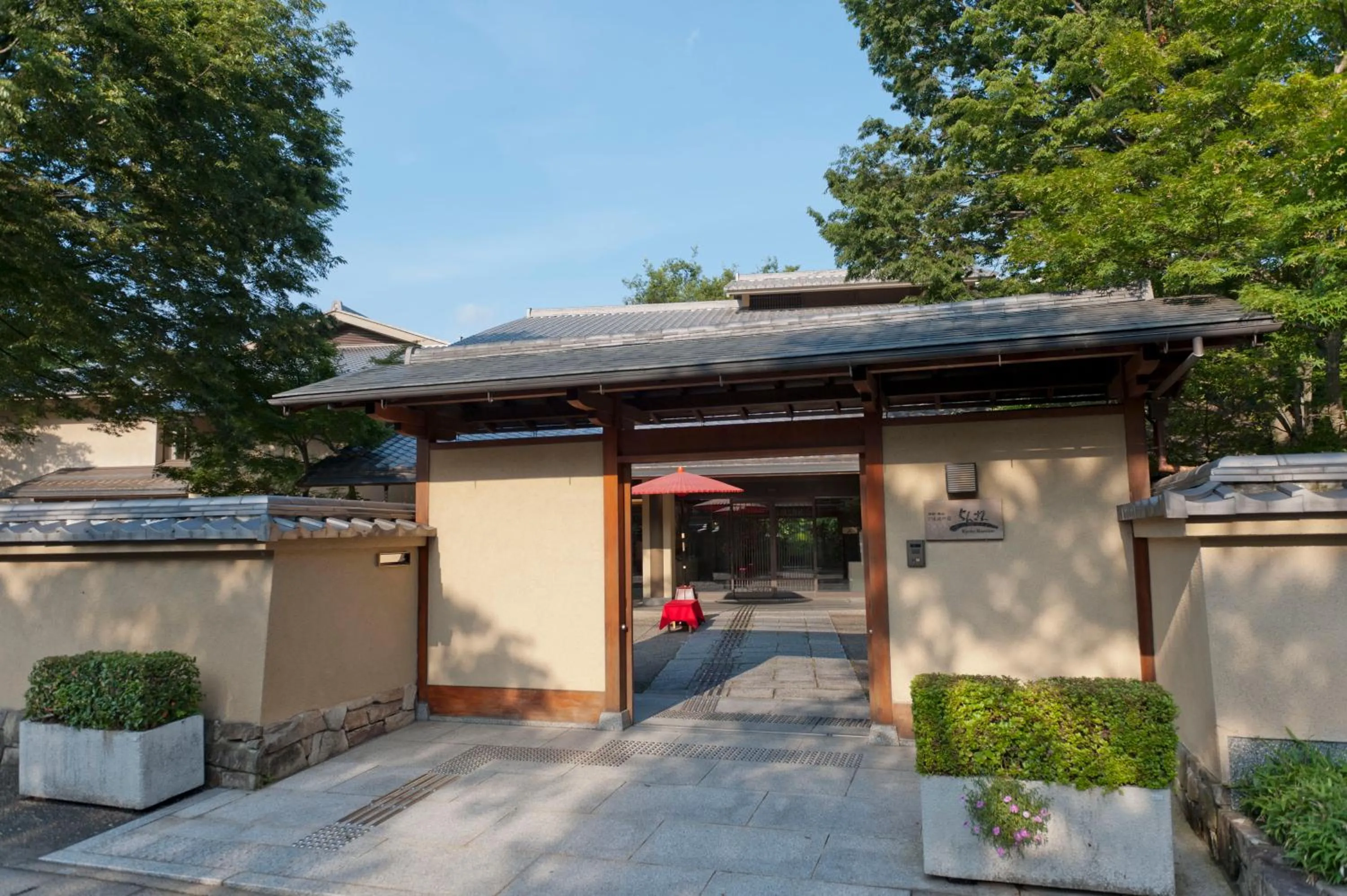 Property building in Ranzan