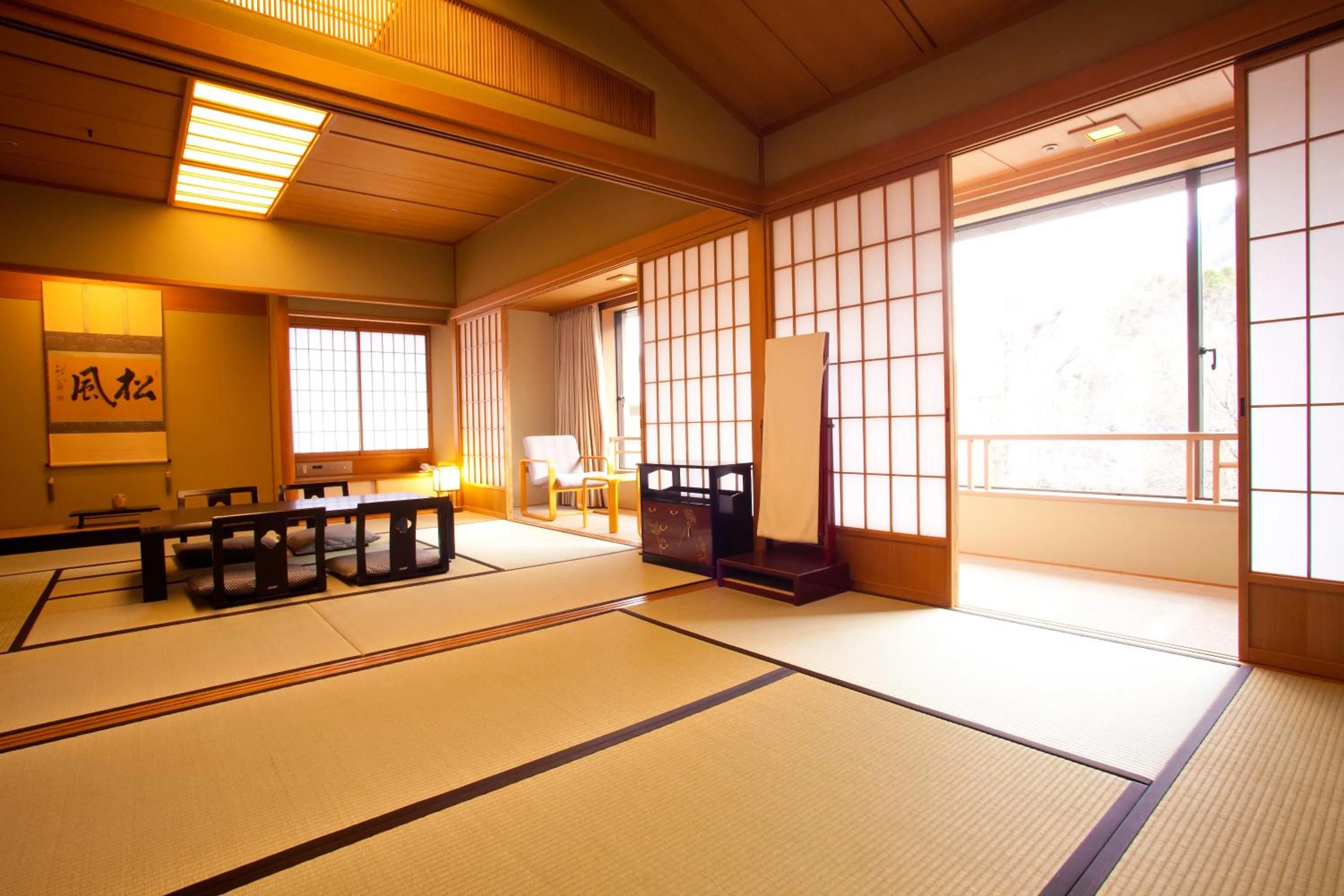 Photo of the whole room in Ranzan