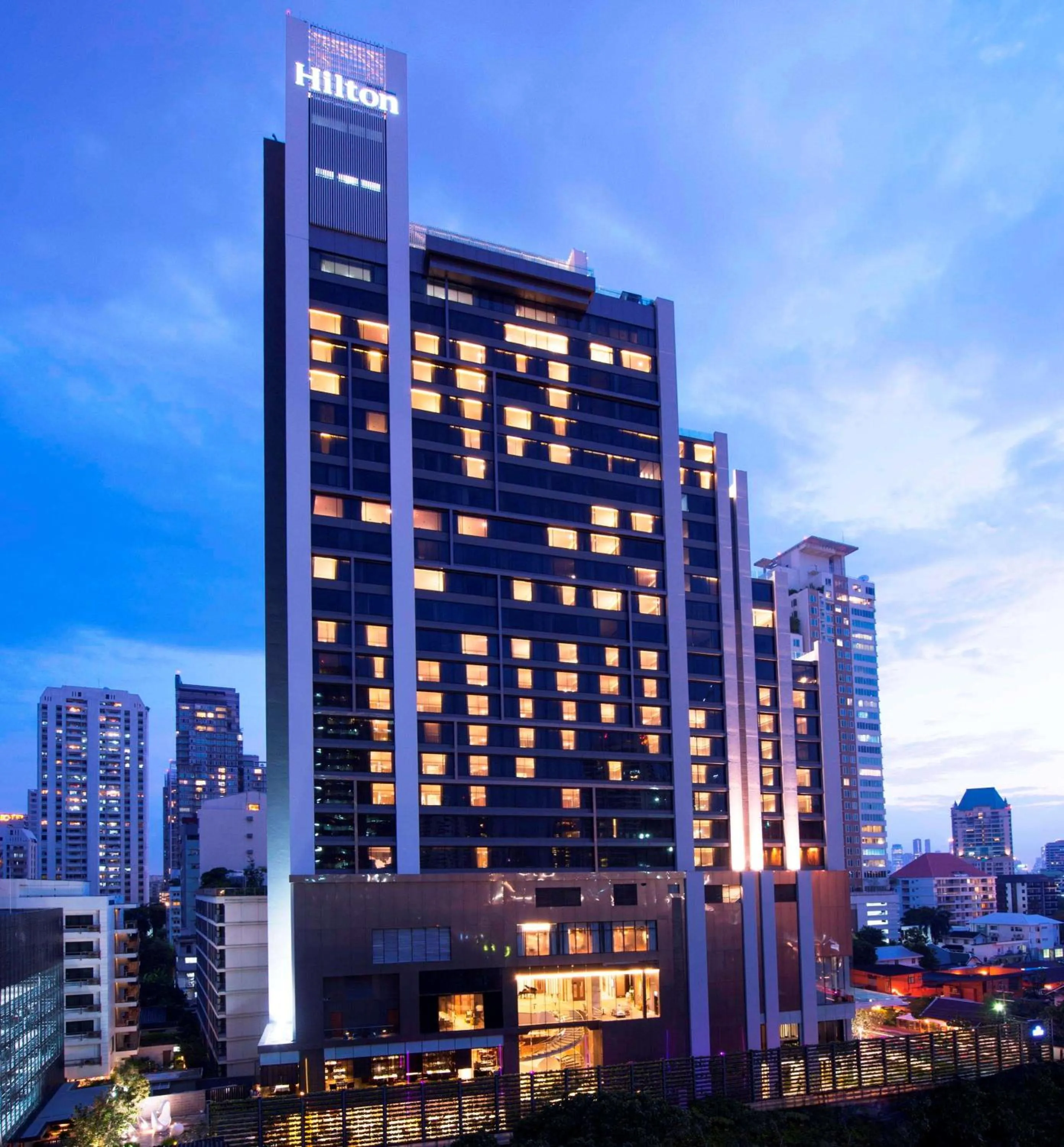 Property building in Hilton Sukhumvit Bangkok