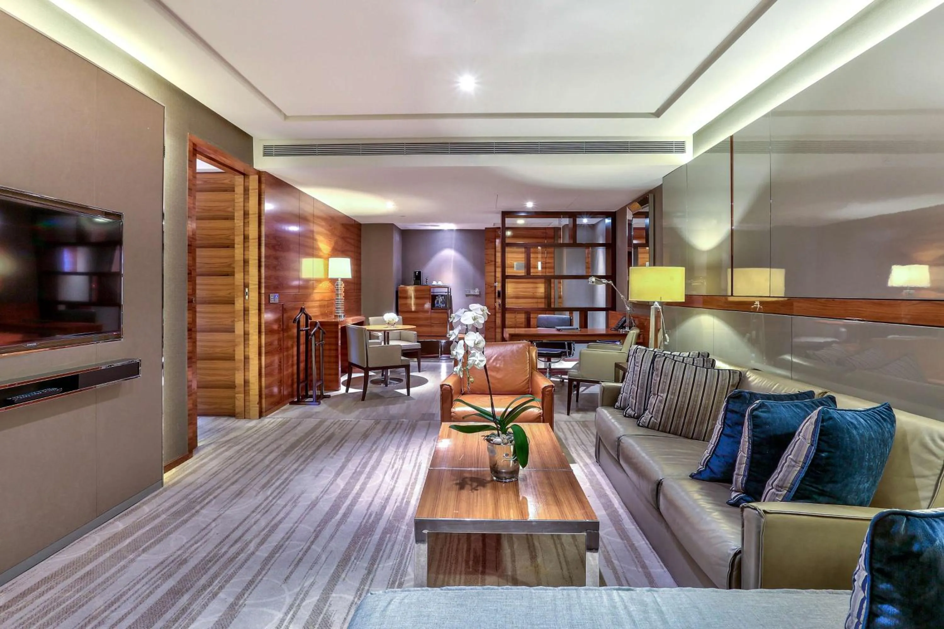 Bedroom in Hilton Sukhumvit Bangkok