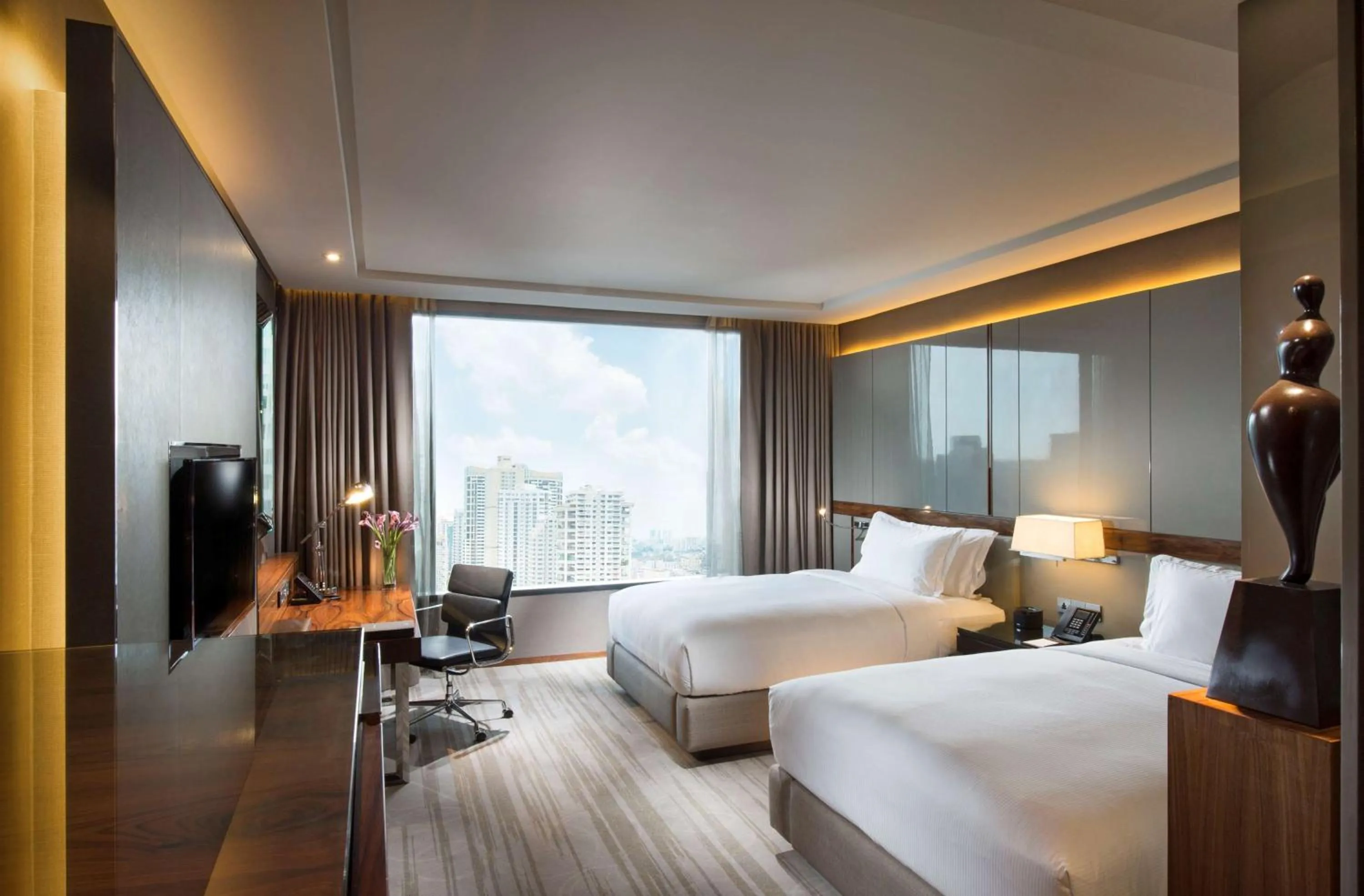 Bedroom, Bed in Hilton Sukhumvit Bangkok