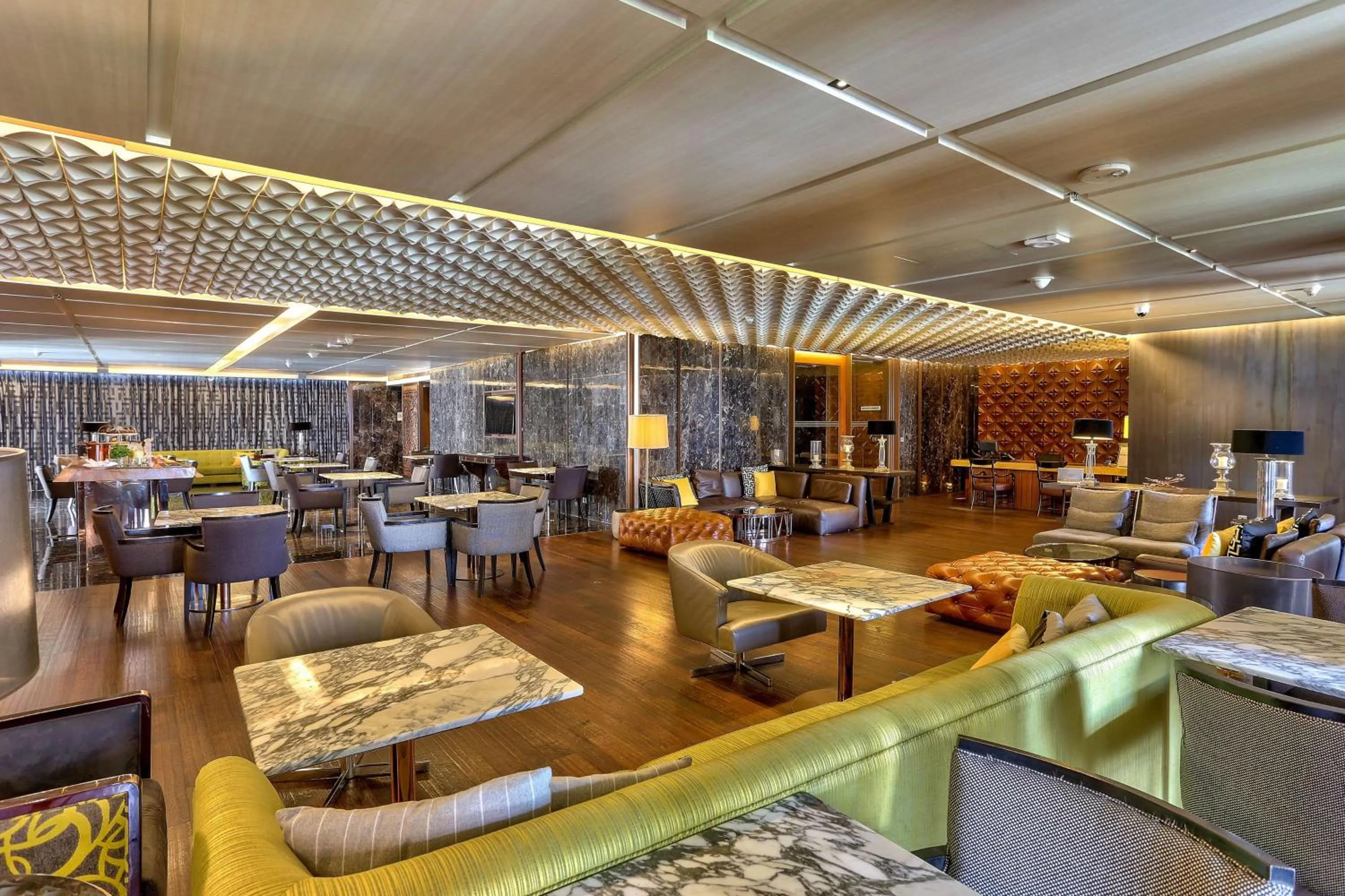 Property building in Hilton Sukhumvit Bangkok