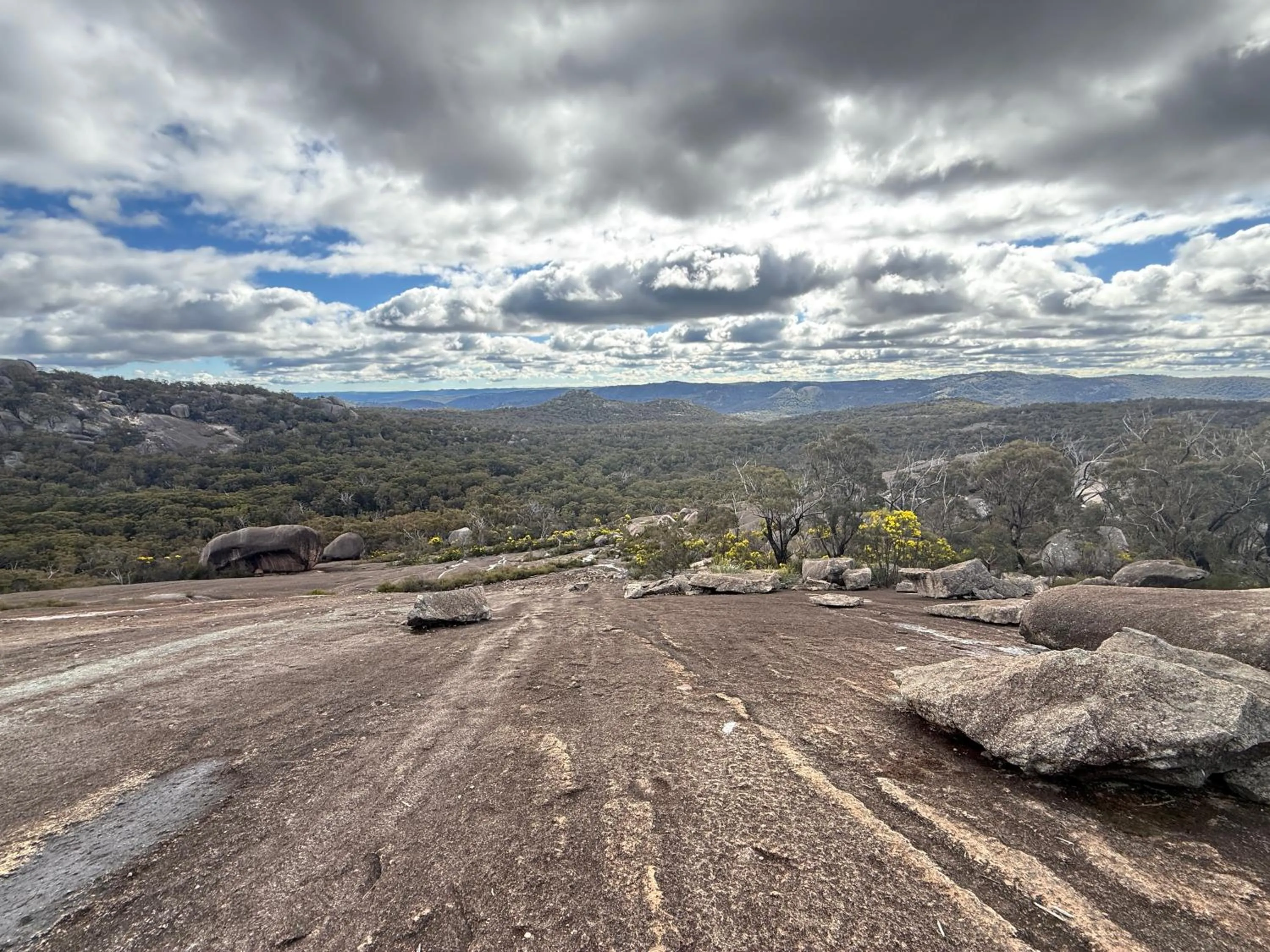 Hiking in 31 The Rocks